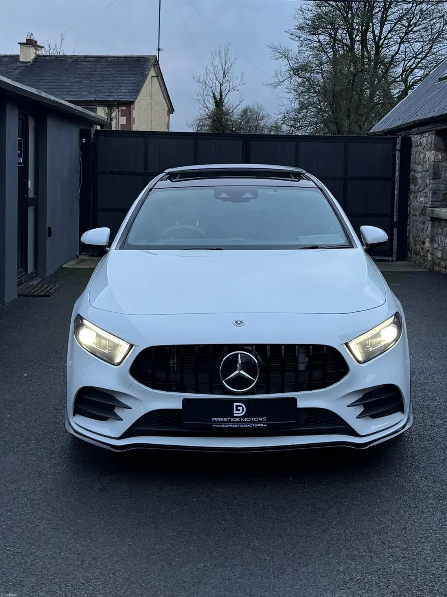 2019 MERCEDES A250 AMG 4 MATIC ADVANCED PACKAGE - Image 2