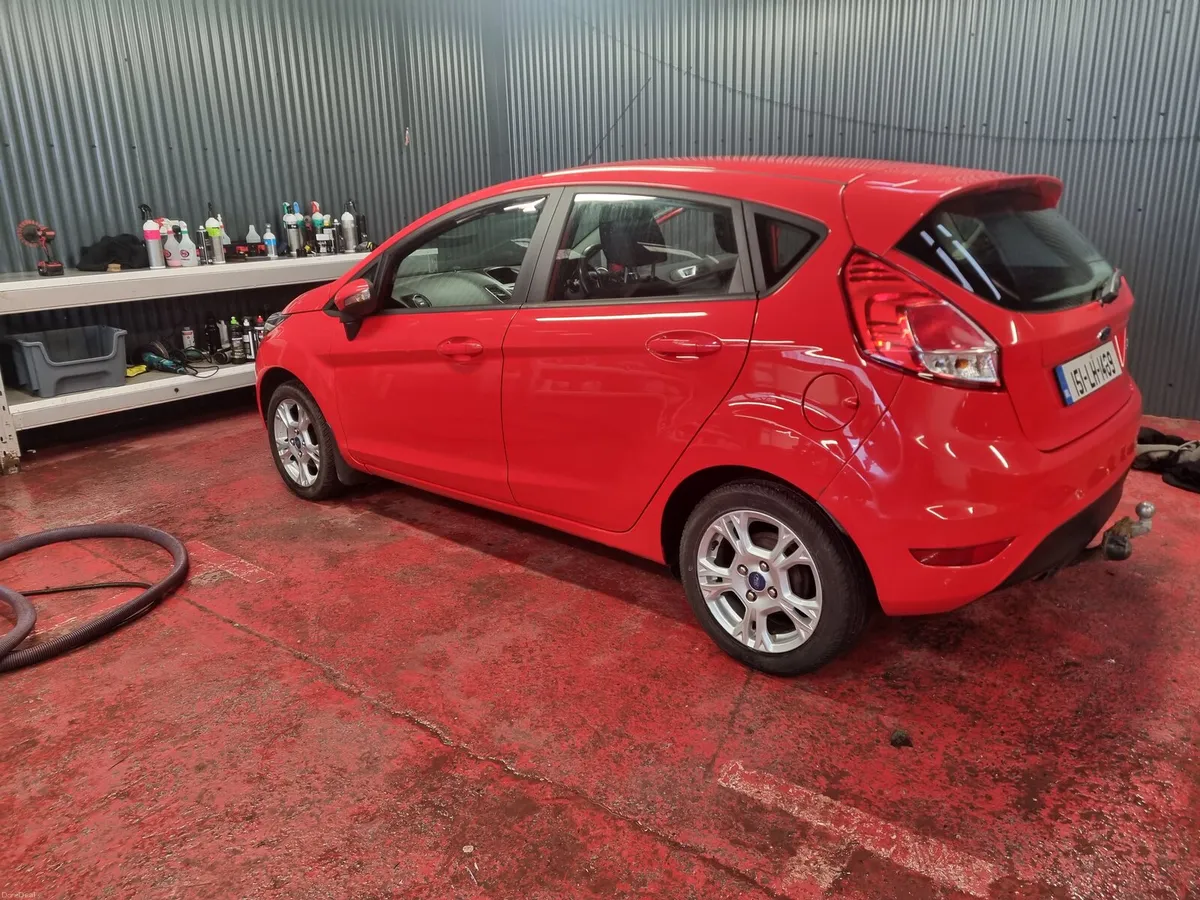 Ford Fiesta 2015 ZETEC 1.0L  M5 4DR - Image 3