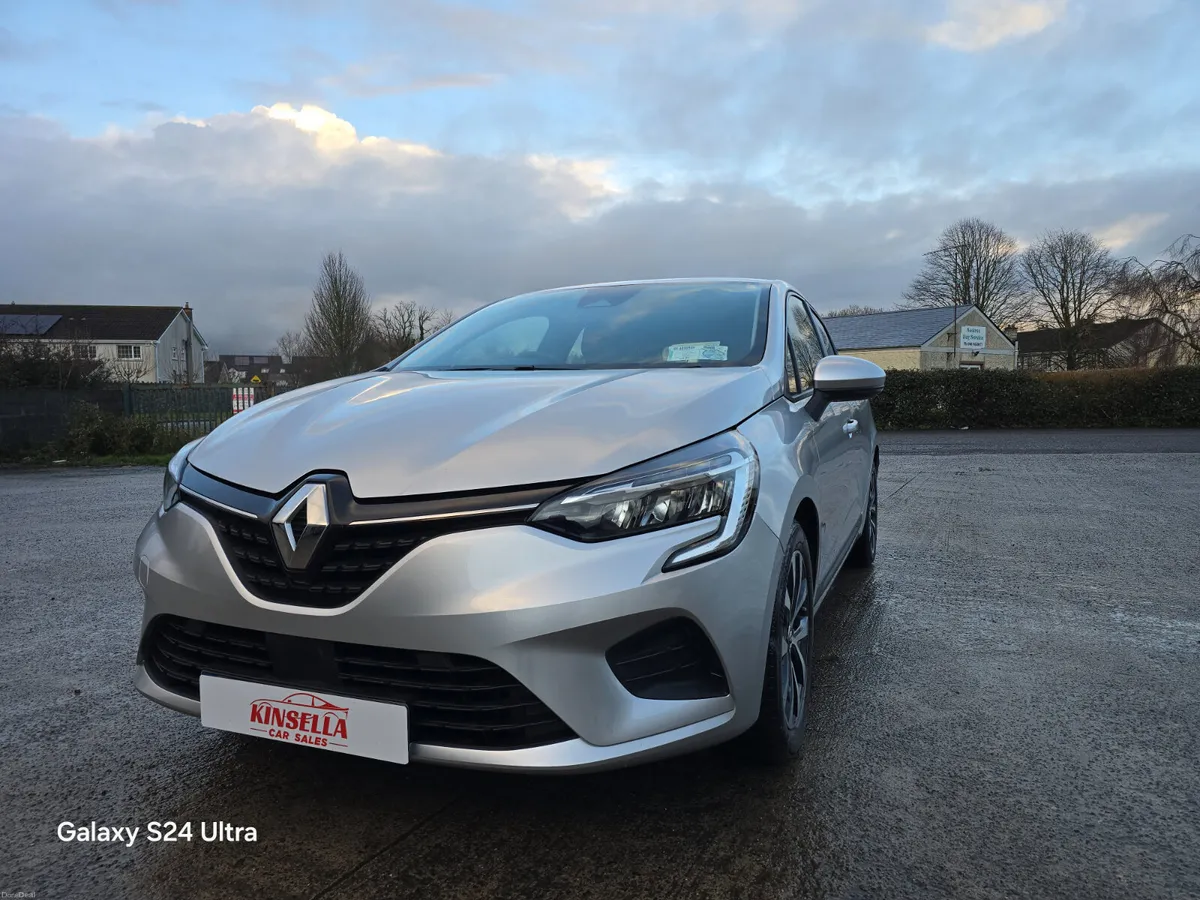 Renault Clio 1.0 Full Equilibre Automatic - Image 1