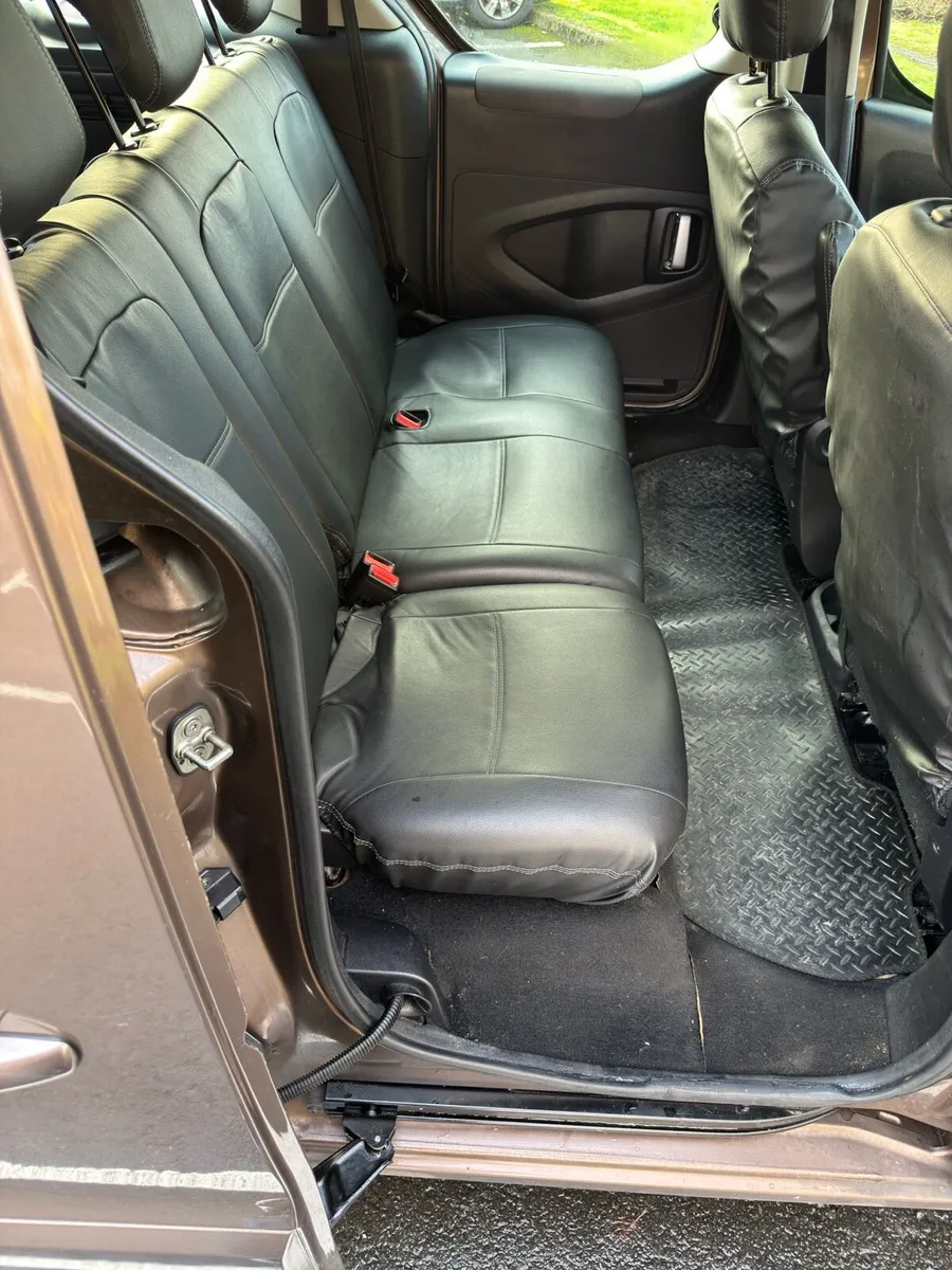 Taxi for sale - Image 4