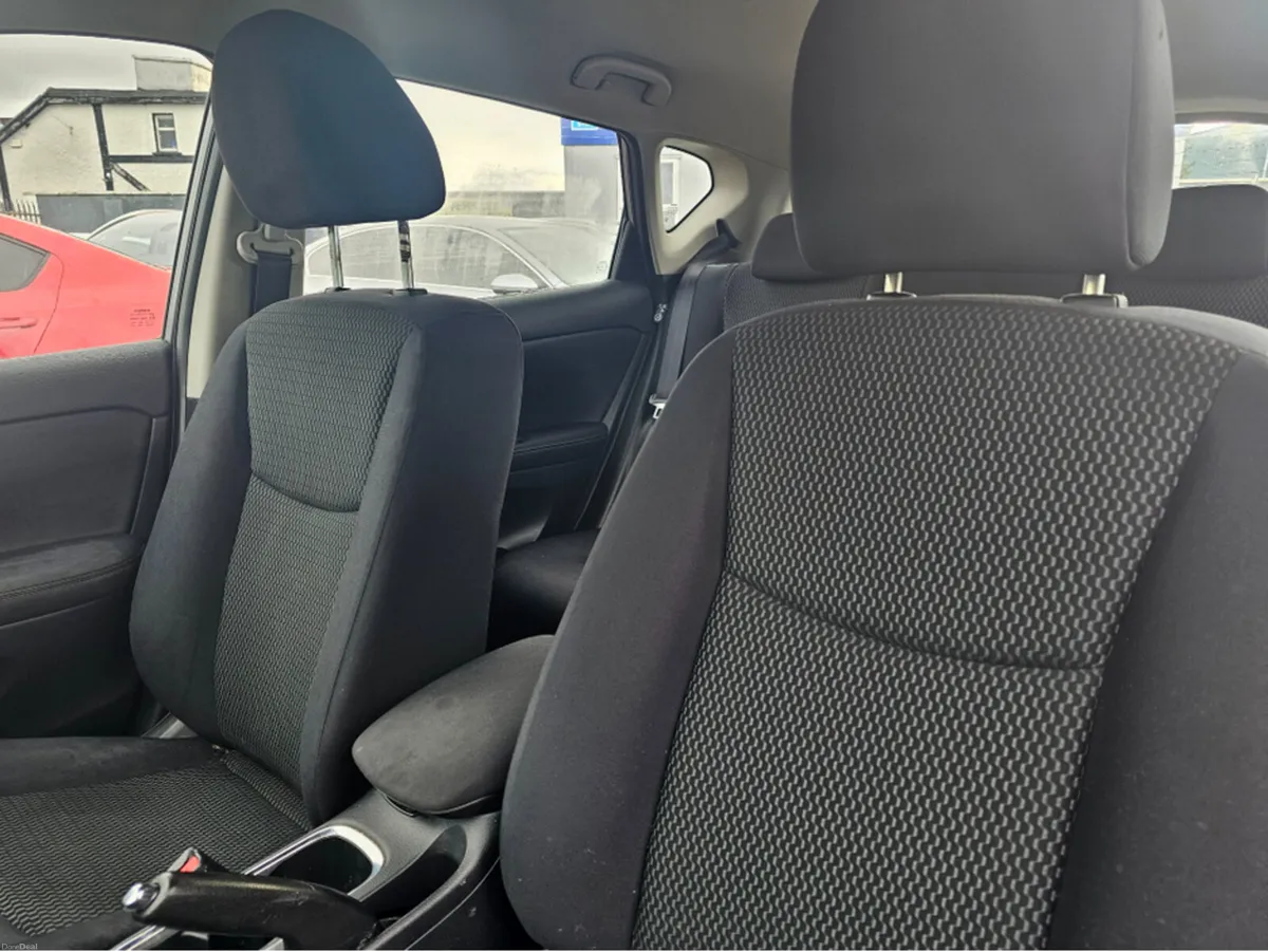 Nissan Pulsar 1.2 XE AUTOMATIC ** IRISH CAR ** LOW - Image 4