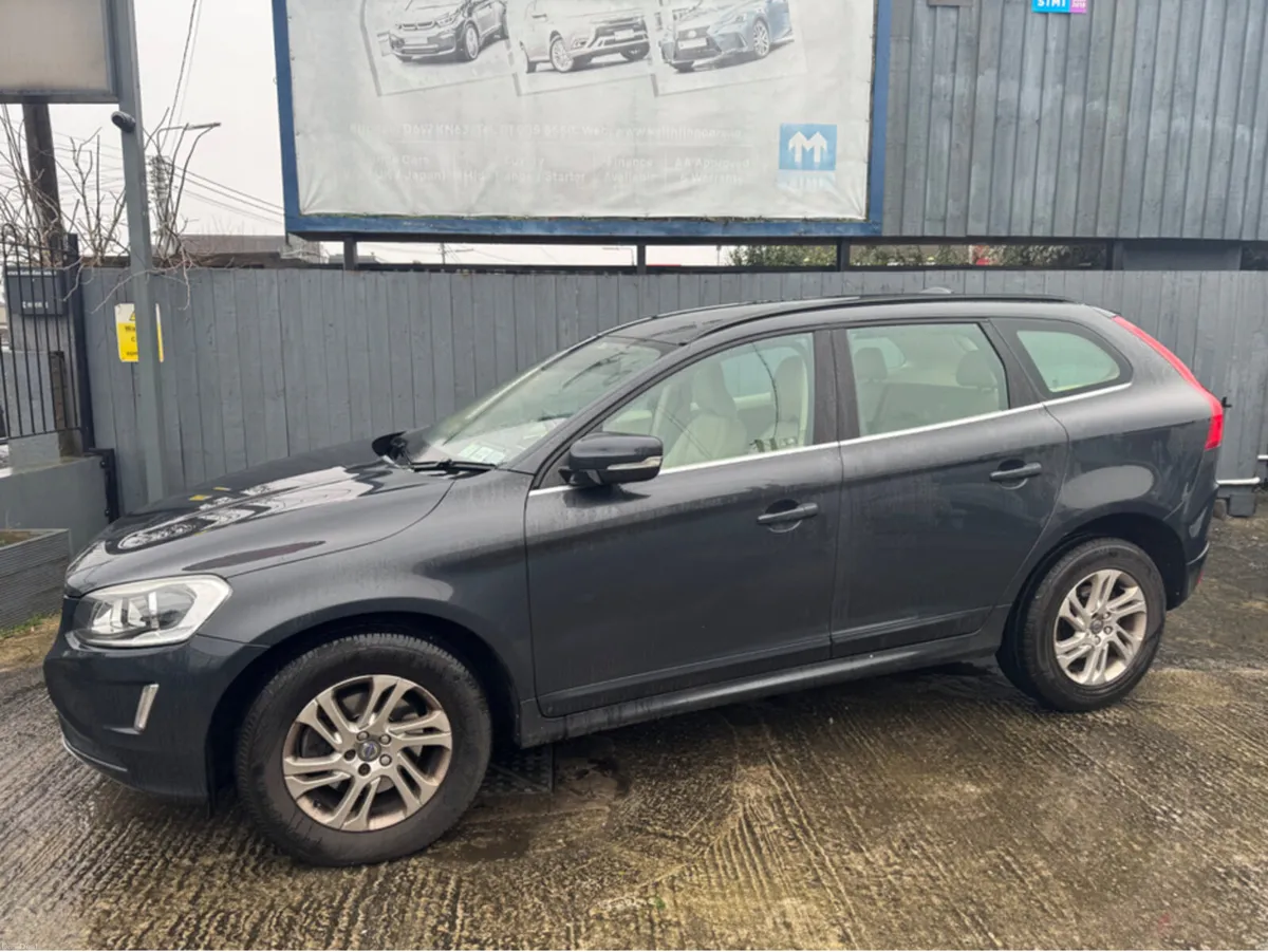 Volvo XC60 2.0 D4 SE NAV 190BHP AUTO 5DR - Image 1