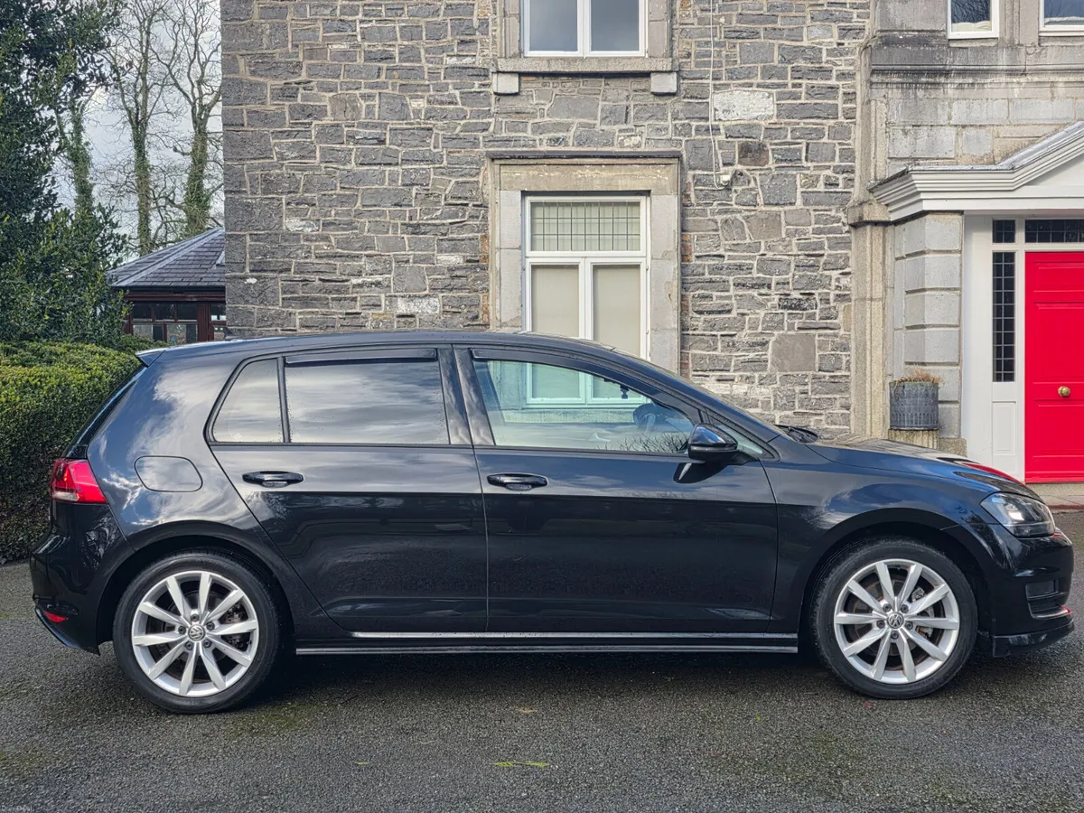 15 Volkswagen Golf 1.4 tsi Highline 150bhp - Image 2