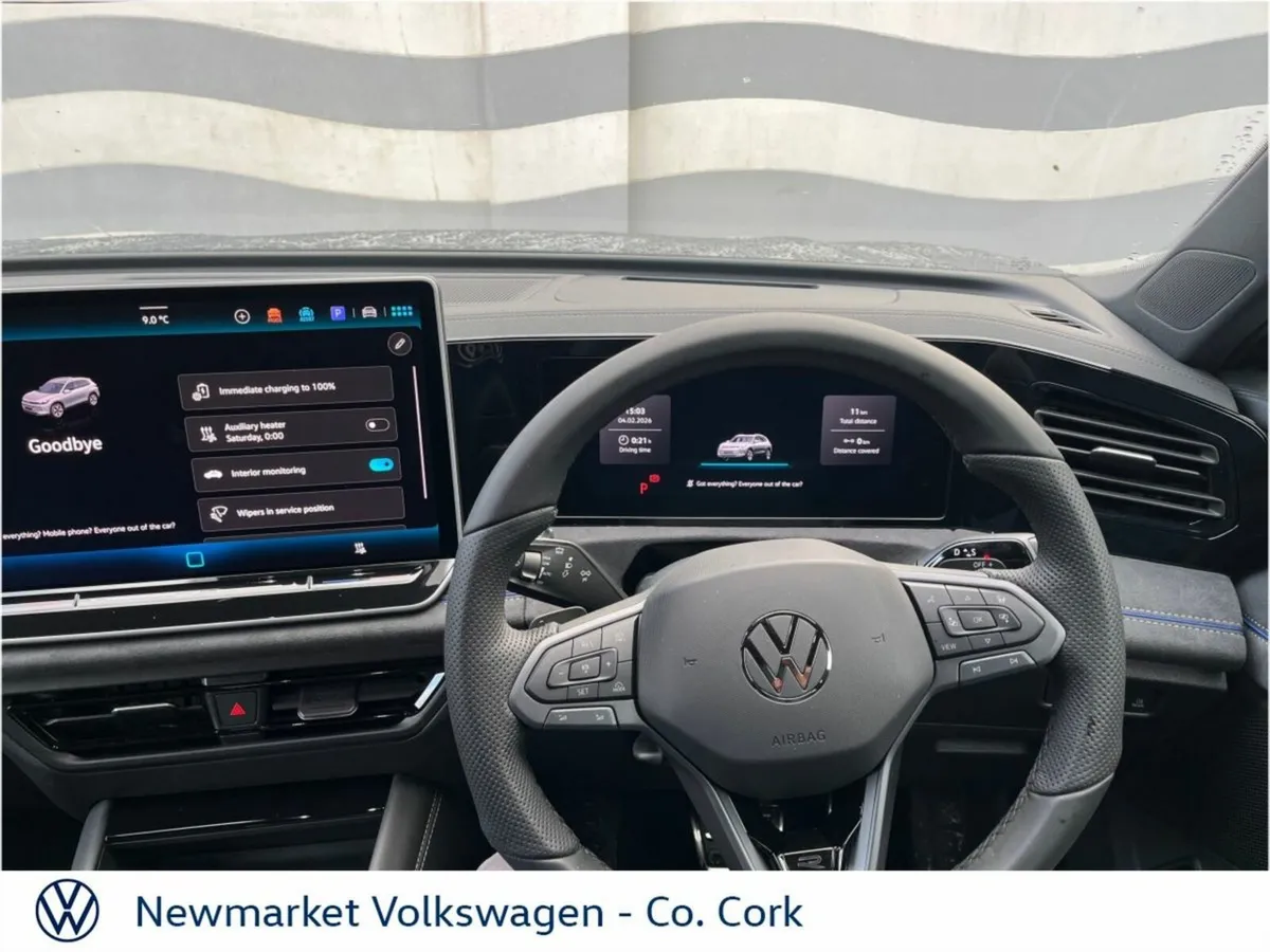 Volkswagen Tiguan R-LINE 1.5 PHEV DSG 204BHP BLACK - Image 2