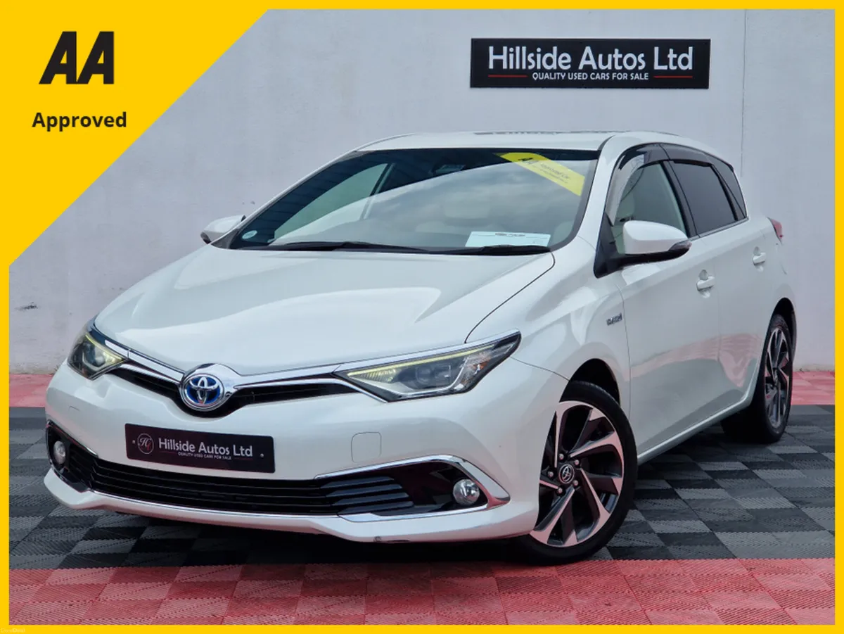 Toyota Auris G-PACK 1.8 HYBRID 5DR  AUTOMATIC - Image 1