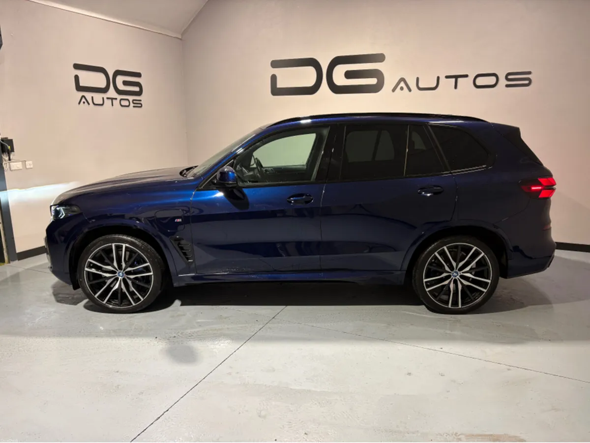 BMW X5 50E M SPORT AUTO -  MASSIVE SPEC - Image 1