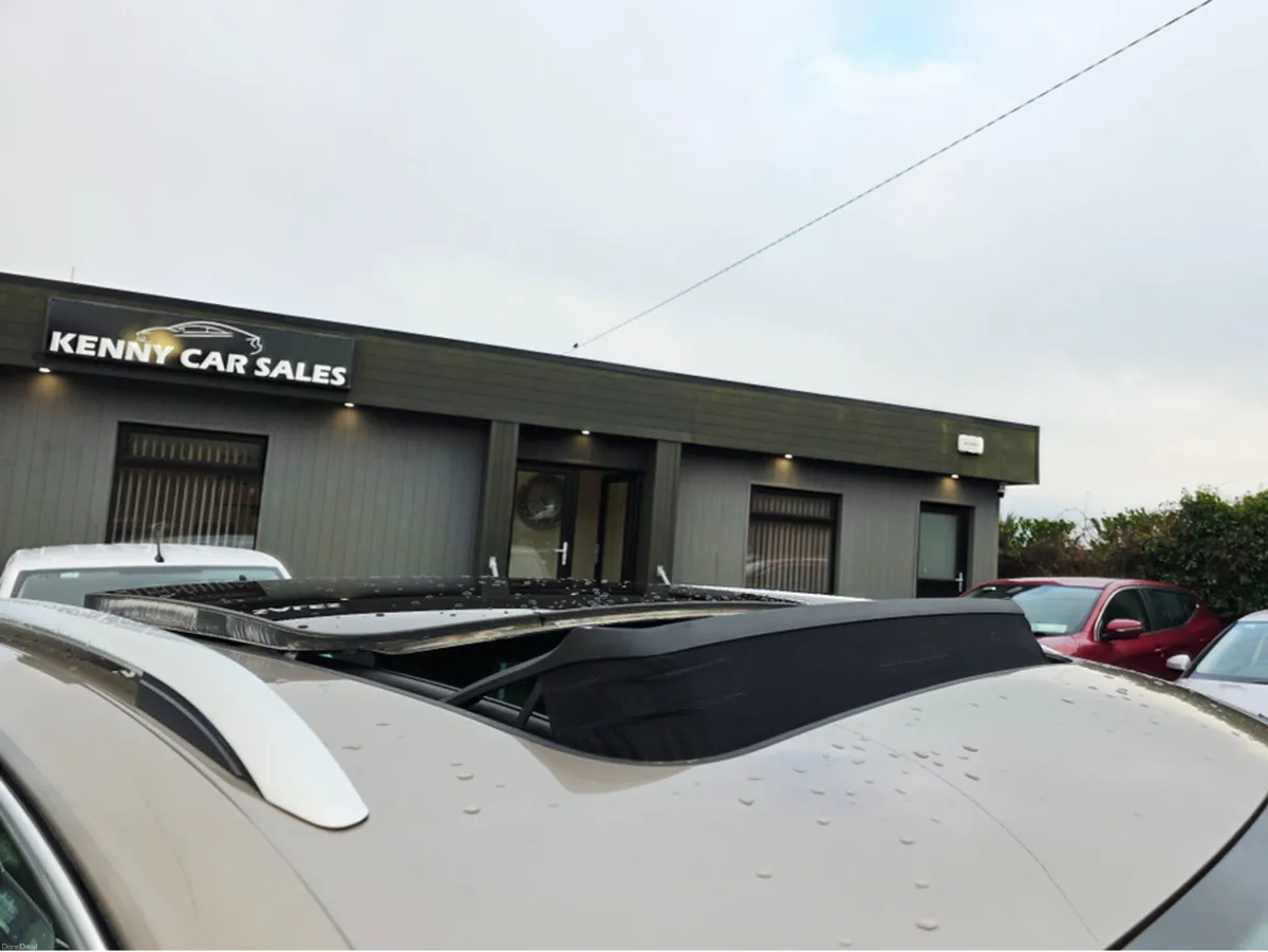 Volkswagen Tiguan HIGHLINE 150BHP ONLY 60,000KM - Image 3