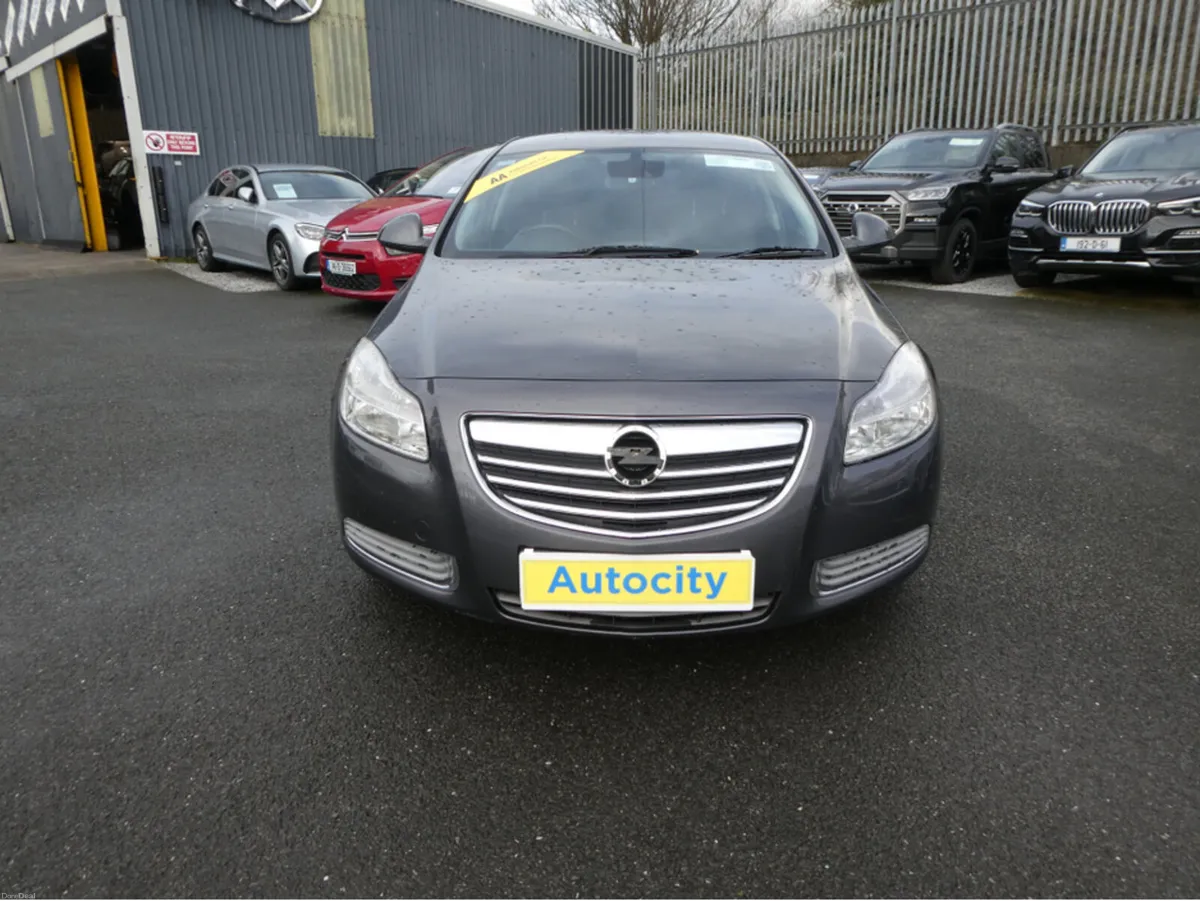 Vauxhall Insignia CDTI SE NCT 03/26 - Image 2