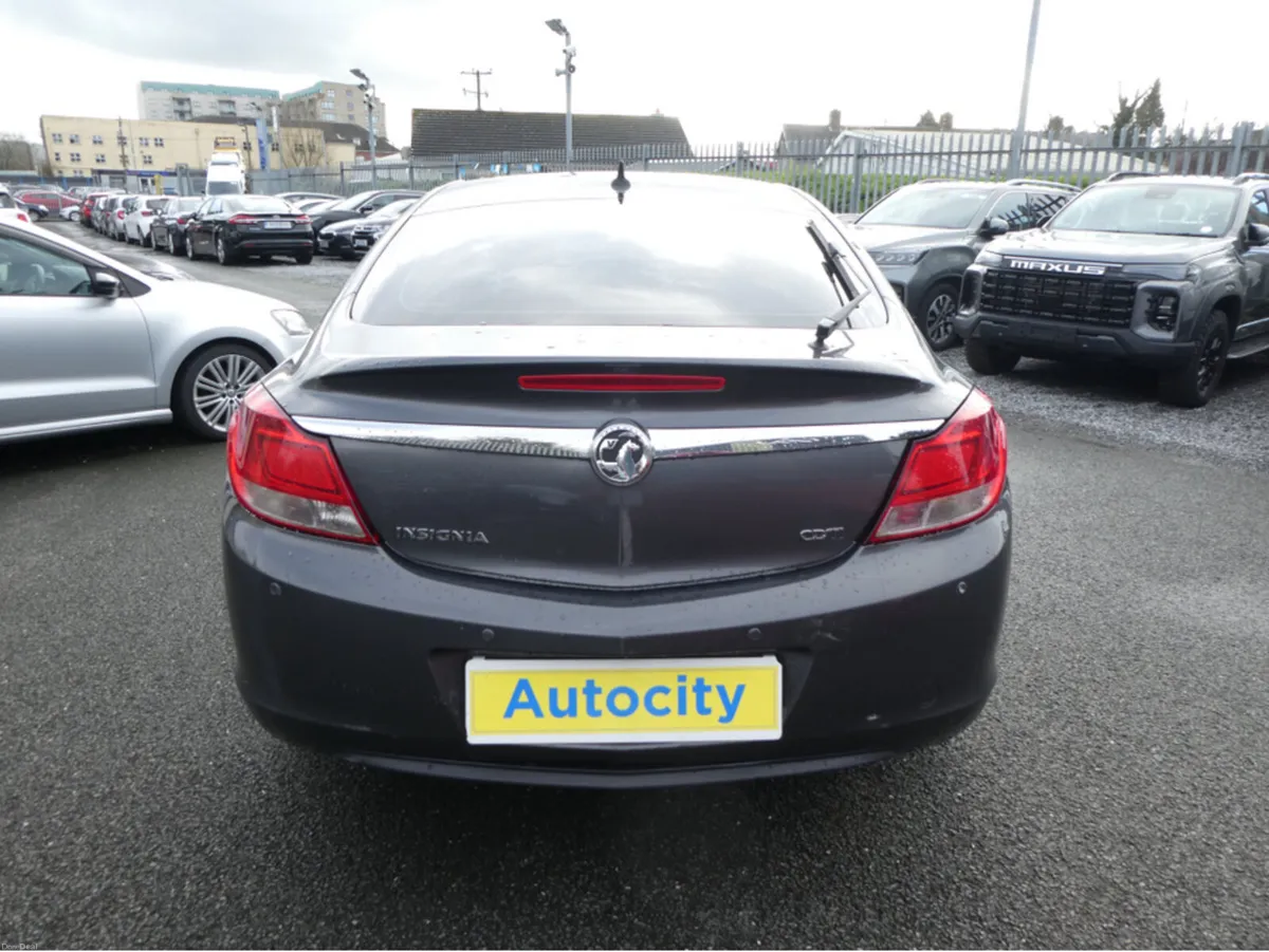 Opel Insignia CDTI SE NCT 03/26 - Image 6