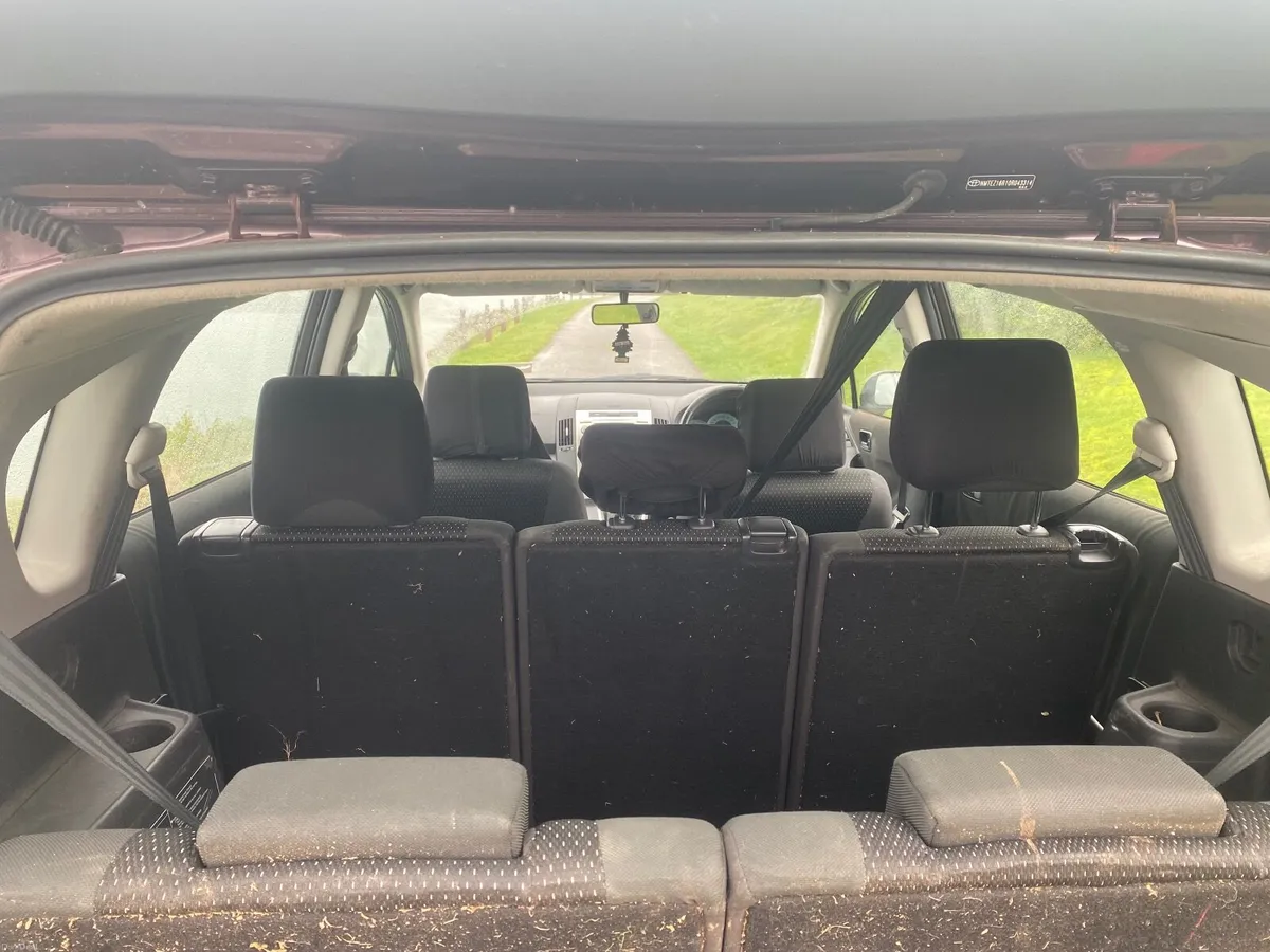 Toyota Corolla 2008 - Image 3