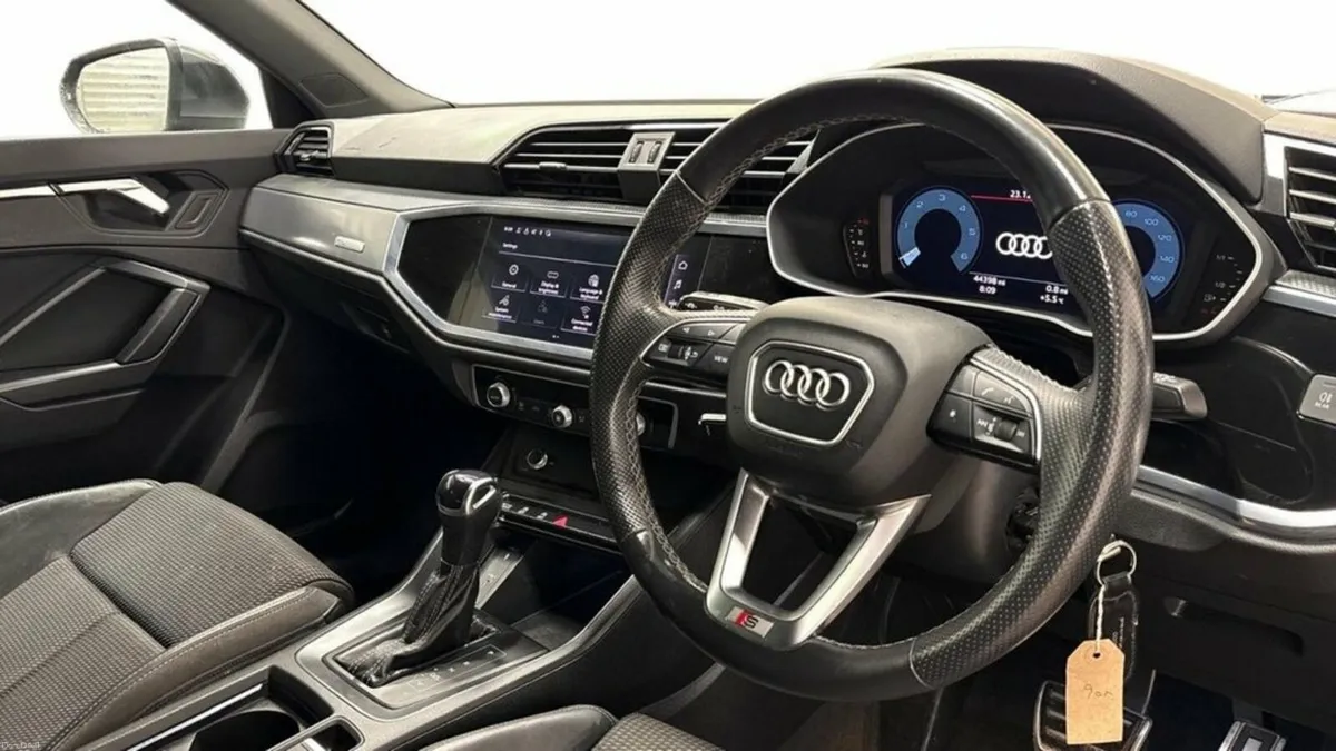 2.0 TDI 35 S line SUV 5dr Diesel S Tronic Euro 6 ( - Image 4