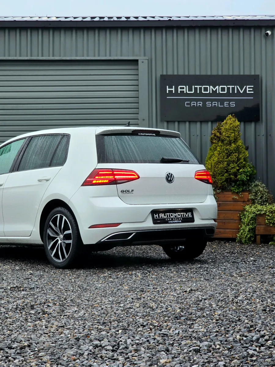 2018 VW GOLF 1.4 TSI HIGHLINE AUTO LOW KMS - Image 4