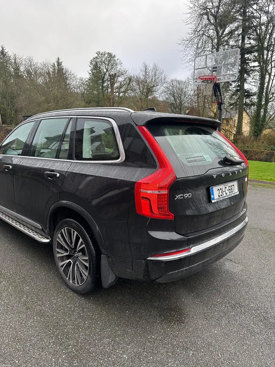 231 VOLVO XC90 T8 PHEV PLUS BRIGHT AWD - Image 4