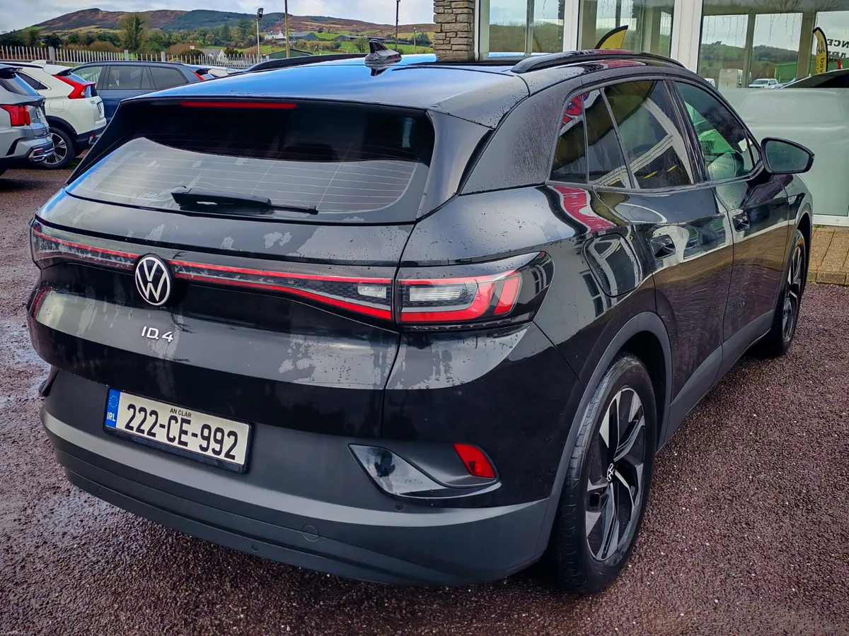 VOLKSWAGEN ID.4 LIFE 77KWH 174BHP PRO - Image 4