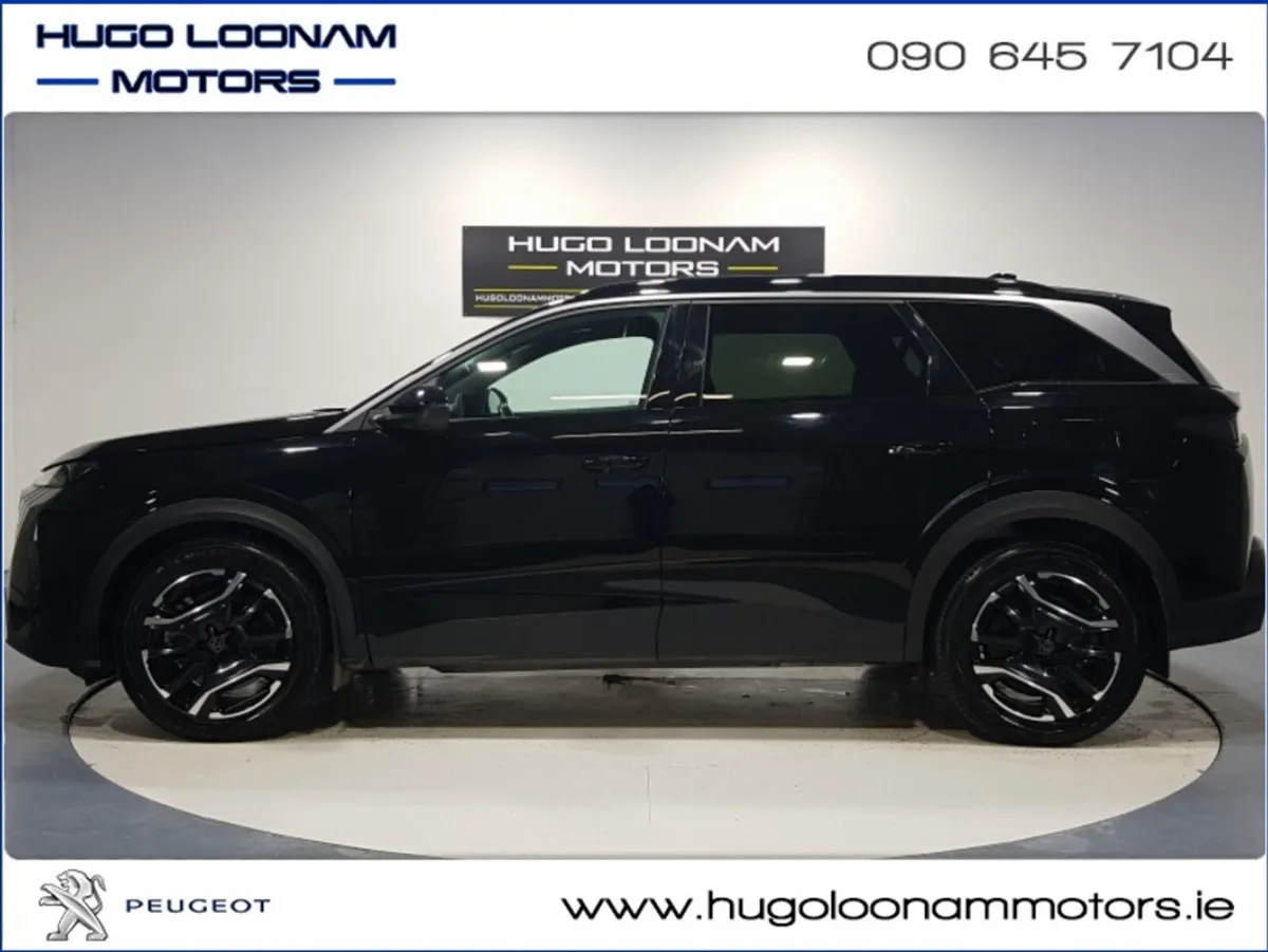 Peugeot 5008 ALLURE 73KWH 210BHP - Image 4