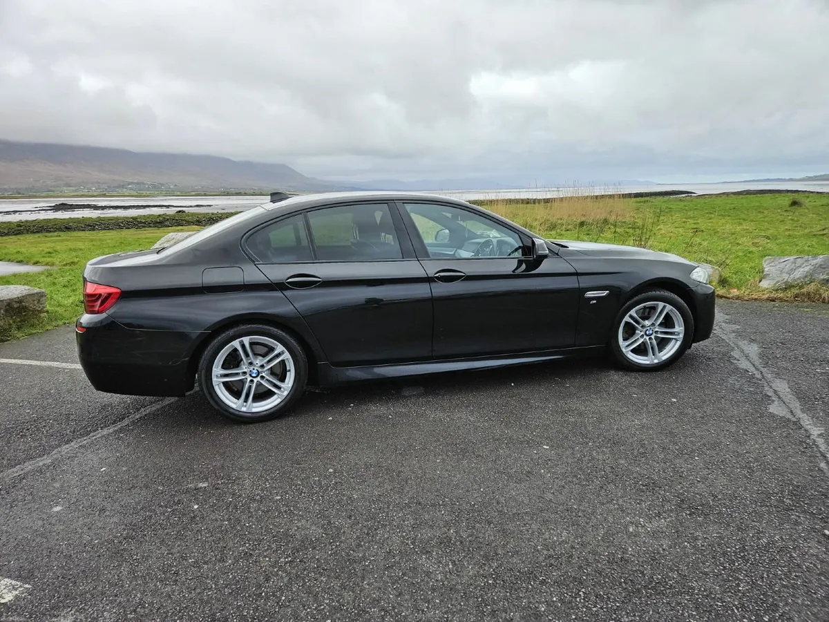 BMW 5-Series 2016 - Image 4