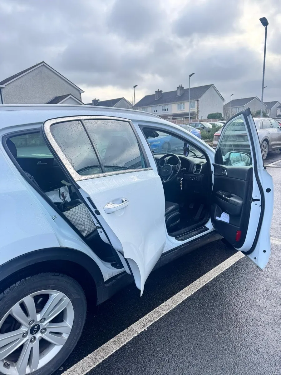 Kia Sportage 2016 - Image 3