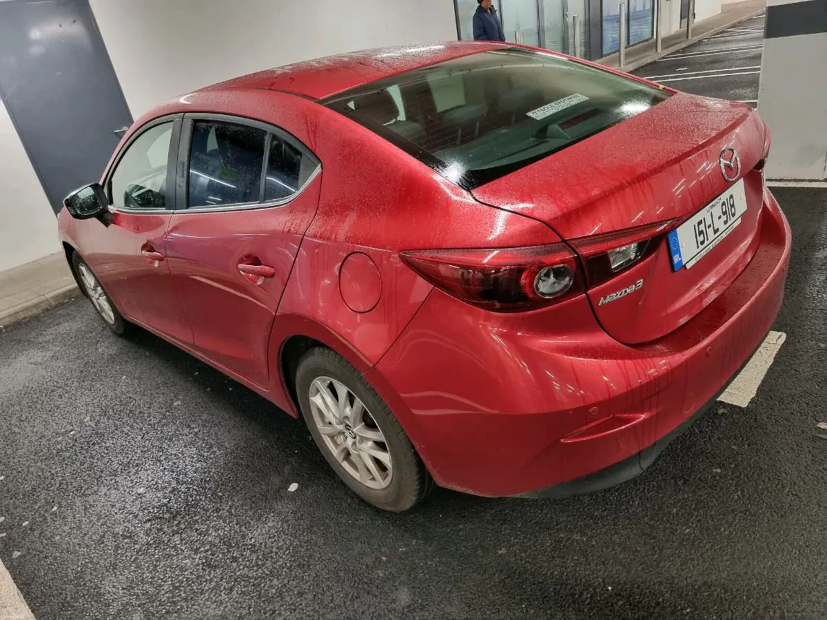 2015 Mazda 3 diesel saloon - Image 4