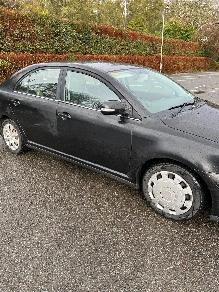 Toyota Avensis - Image 4
