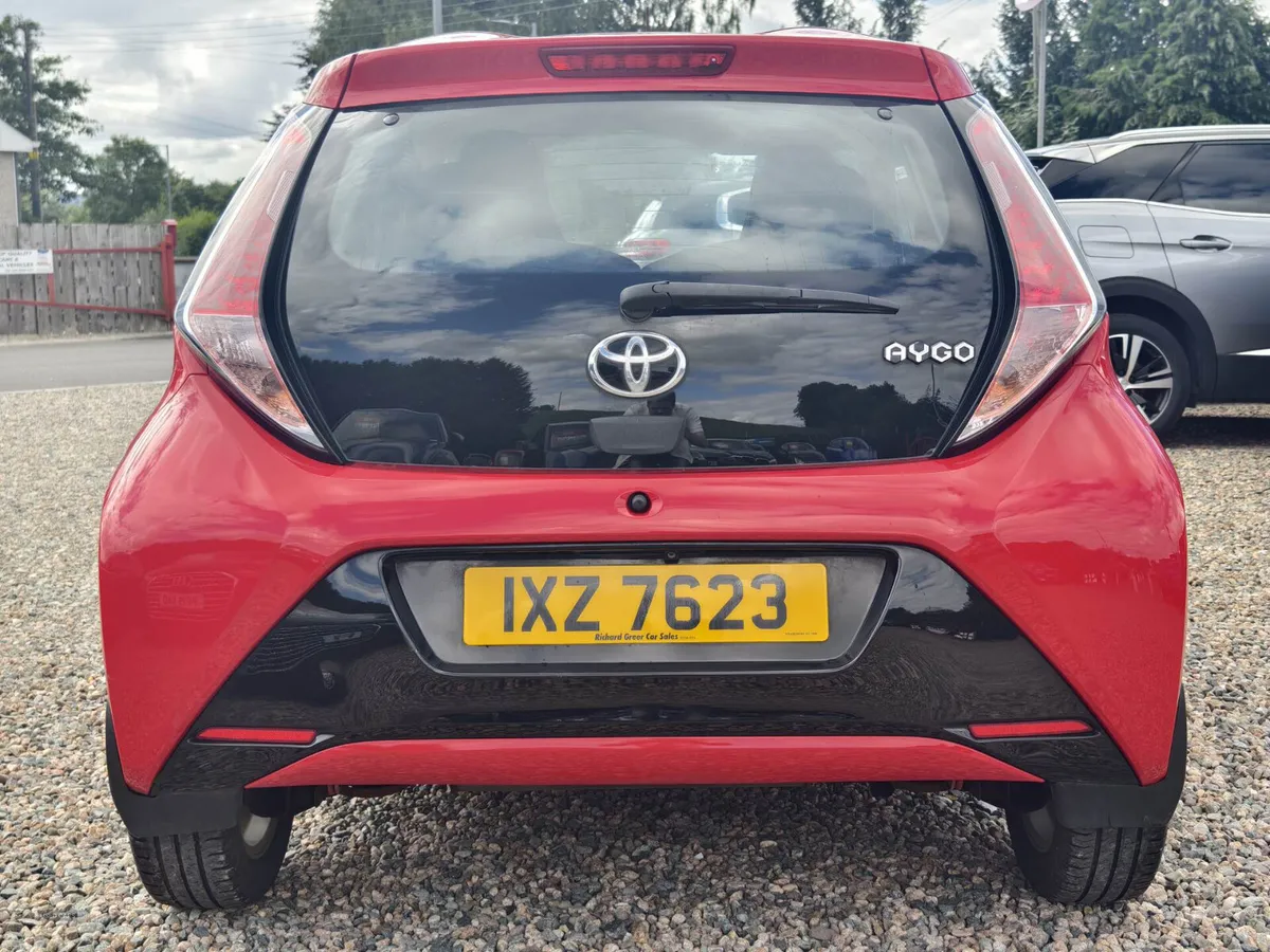 MARCH 2016 TOYOTA AYGO X-PRESSION VVT-I - Image 3