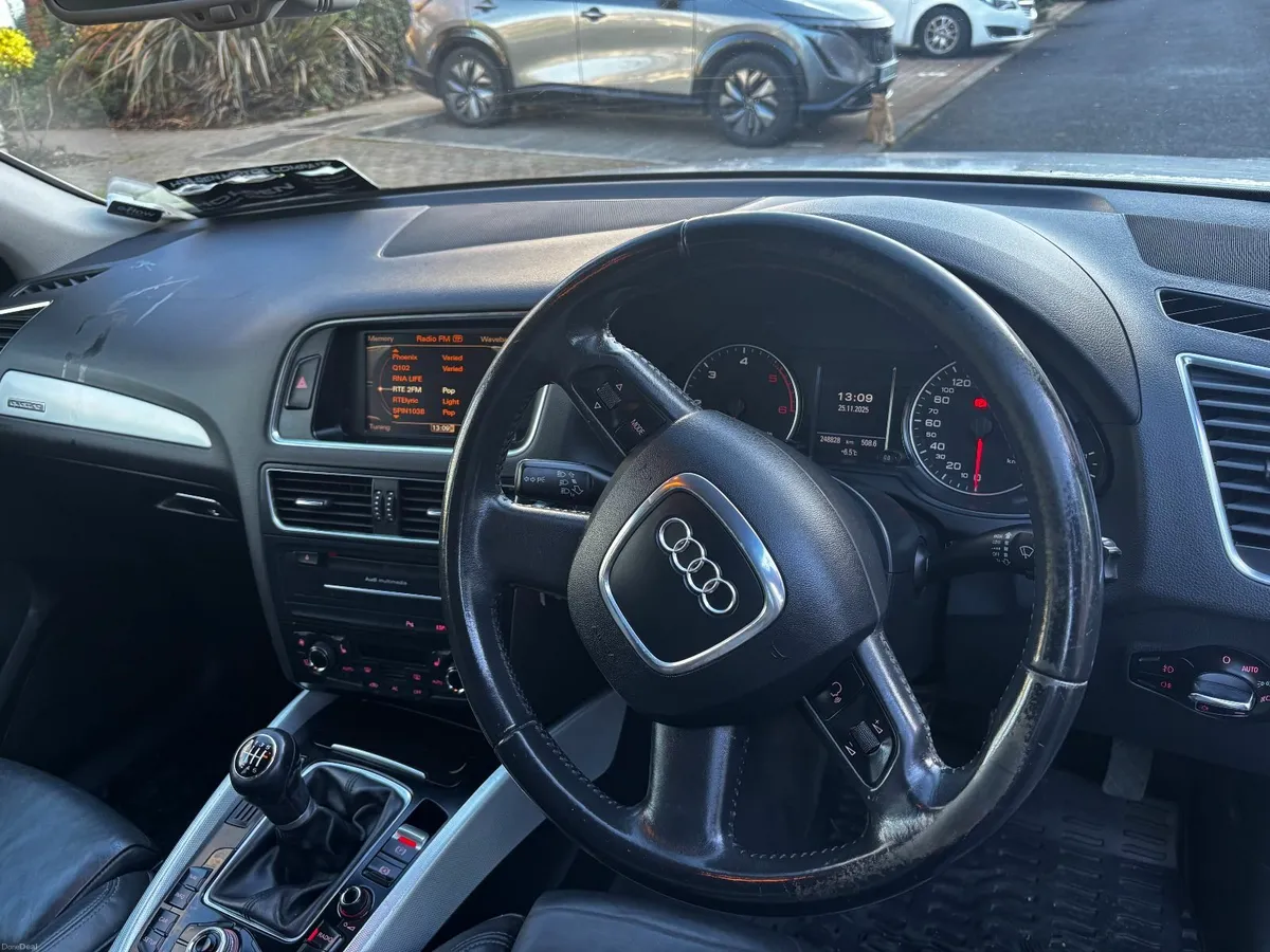 Audi Q5 2010 - Image 4