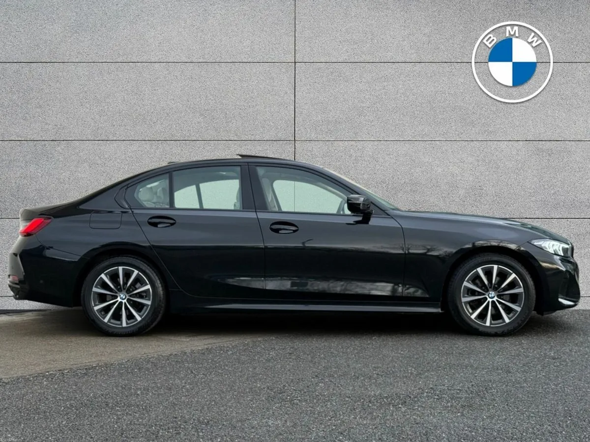 BMW 3-Series 320d Sport Saloon - Image 3