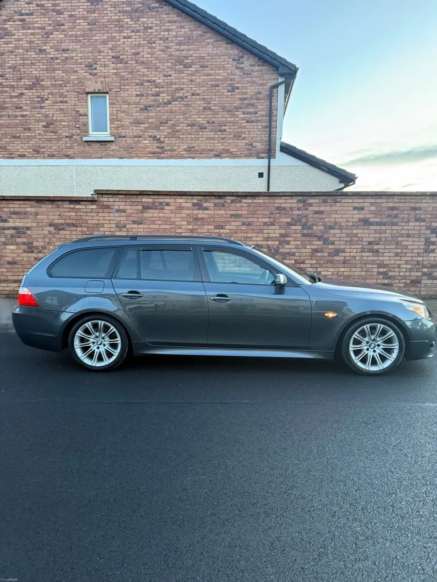 BMW 520D M Sport E61 Touring LCI - Image 1