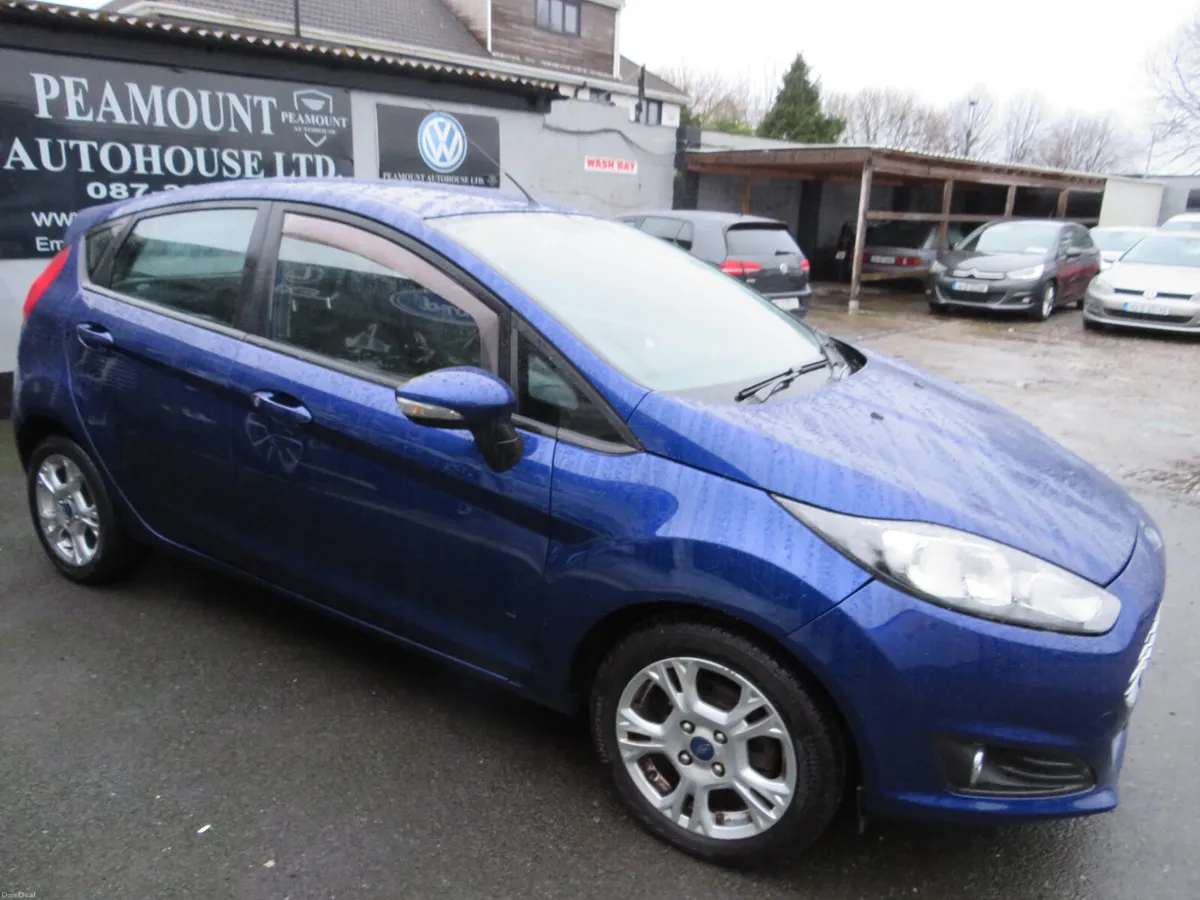 Ford Fiesta 2015 5DR 1.25 PETROL ZETEC BLUE MET - Image 4