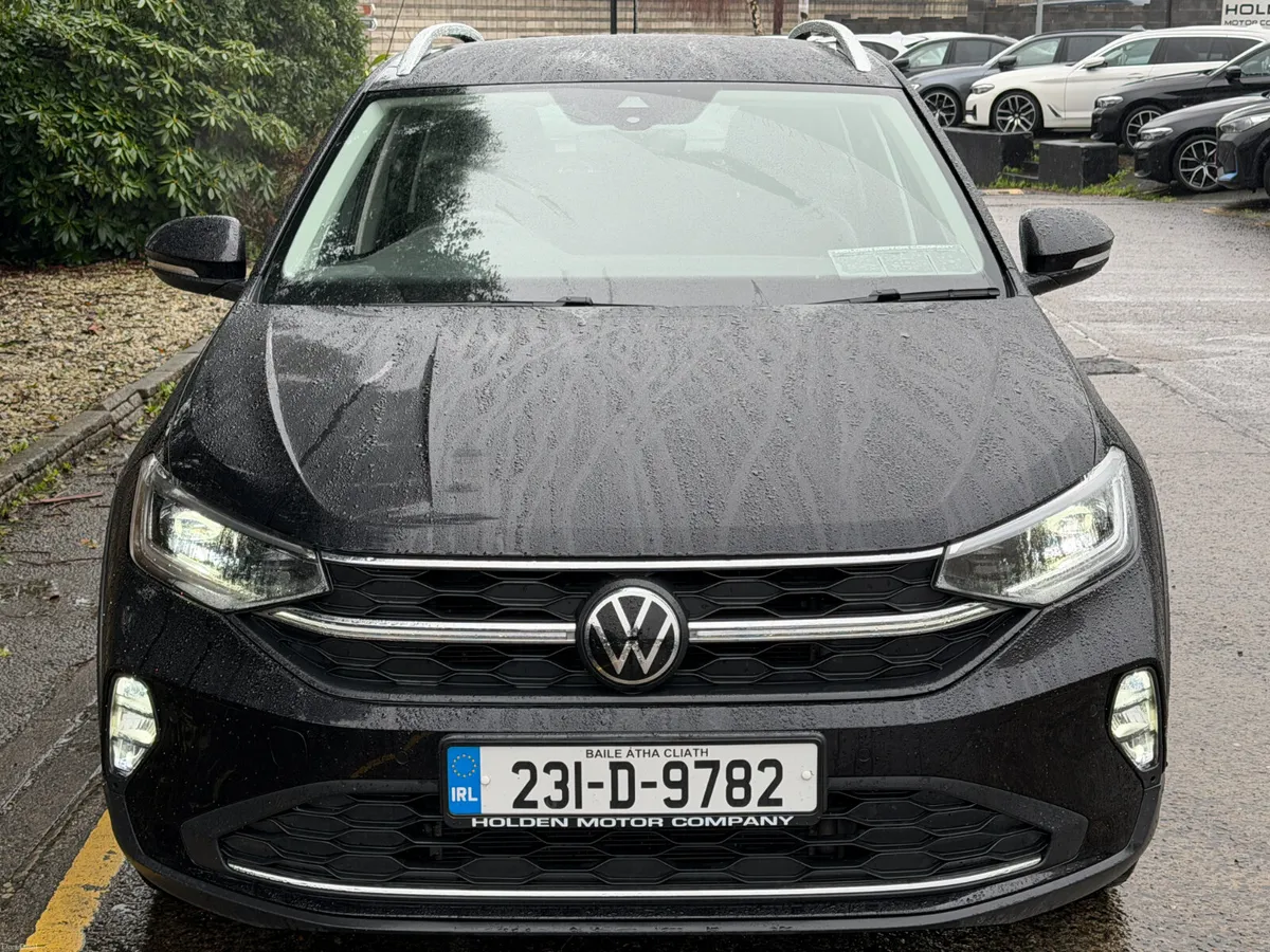 Volkswagen Taigo 2023..STYLE..REAR CAMERA..CARPLAY - Image 4