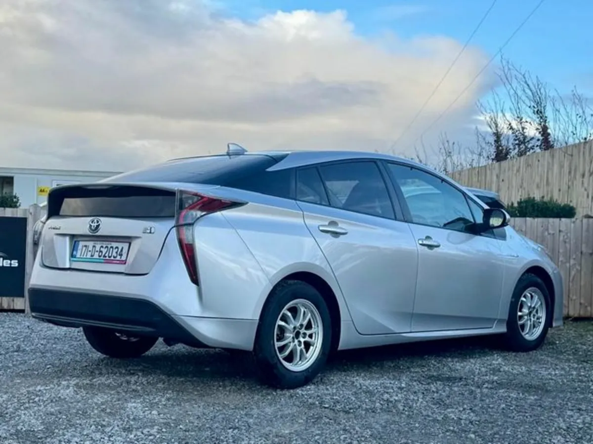 Toyota Prius Daa-zvw51 - Image 4