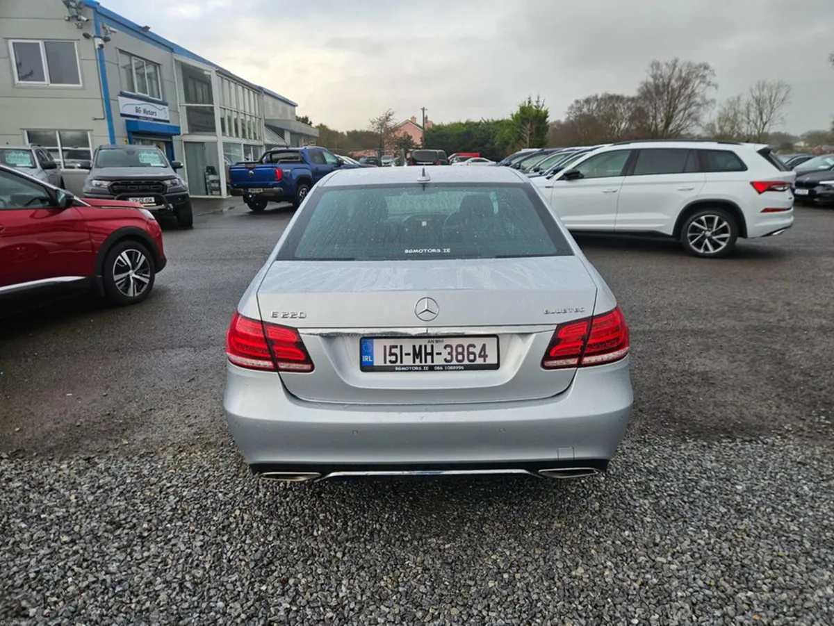Mercedes-Benz E-Class E 220 Bluetec SE 4DR Auto - Image 2
