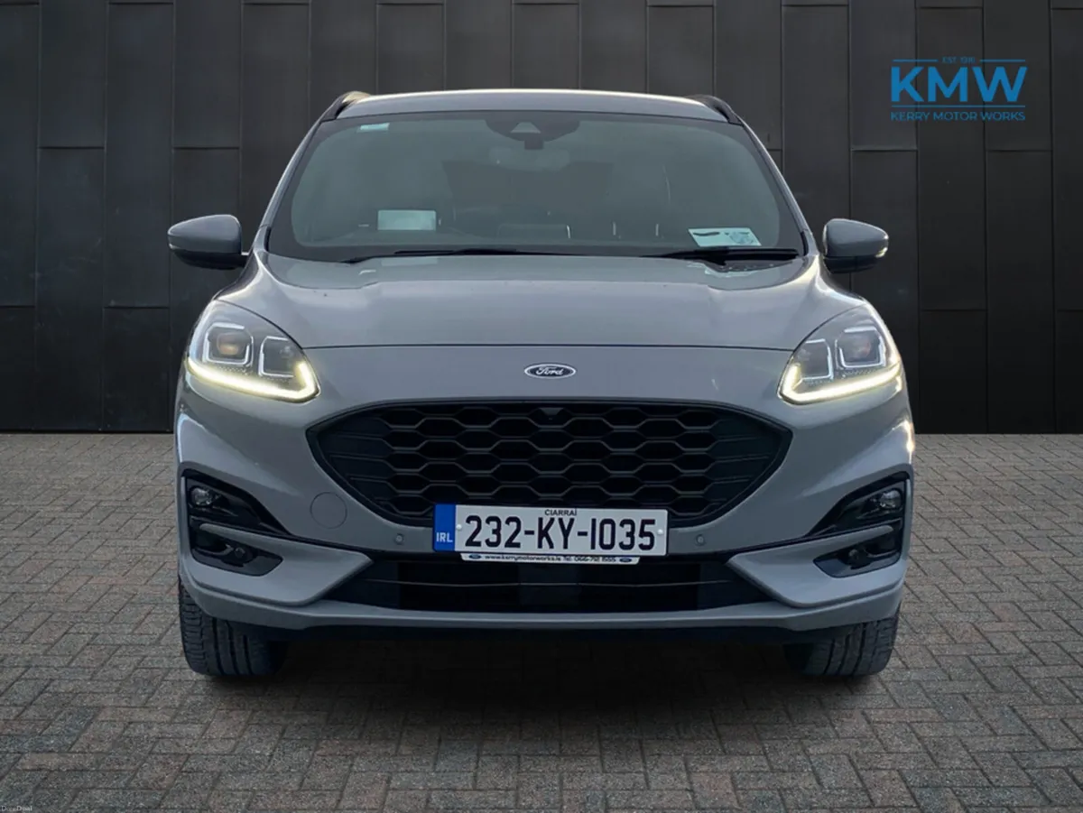 Ford Kuga ST-Line X Special Edition.. Huge Spec - Image 3