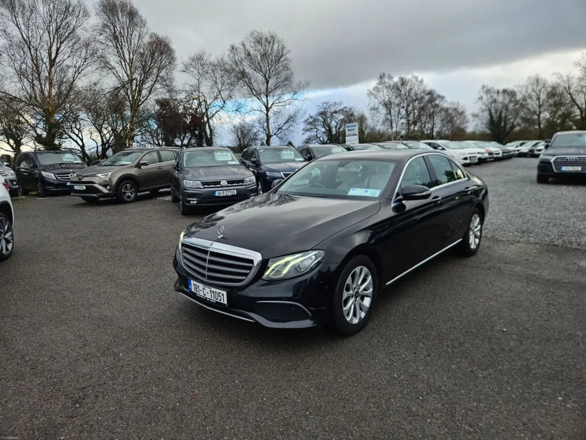 Mercedes-Benz E-Class E CLASS d D 4DR Auto - Image 4