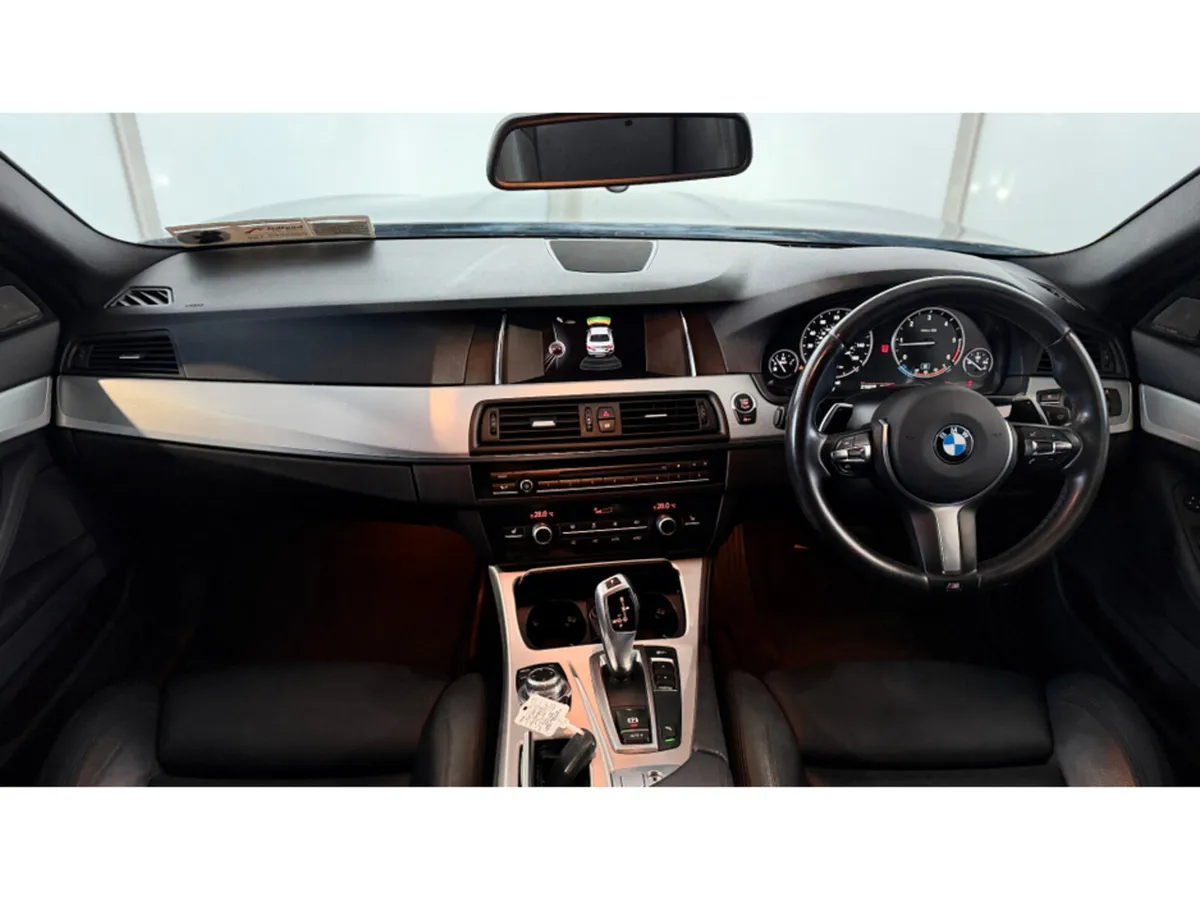 BMW 5-Series D F10 M SPORT PLUS - Image 6