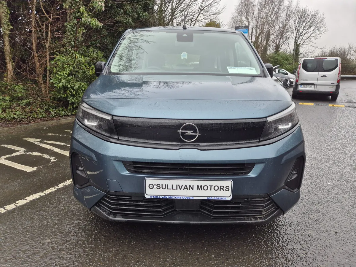 OPEL COMBO/2026/AUTO/WHEELCHAIR ACCESS/TAXI SPEC - Image 3