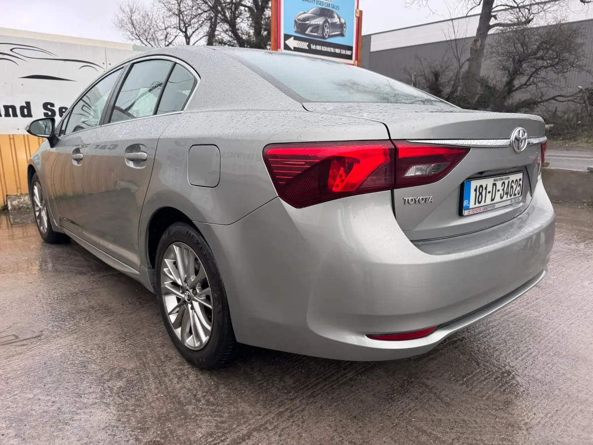 181 Toyota Avensis 1.6D Luna Warranty - Image 3