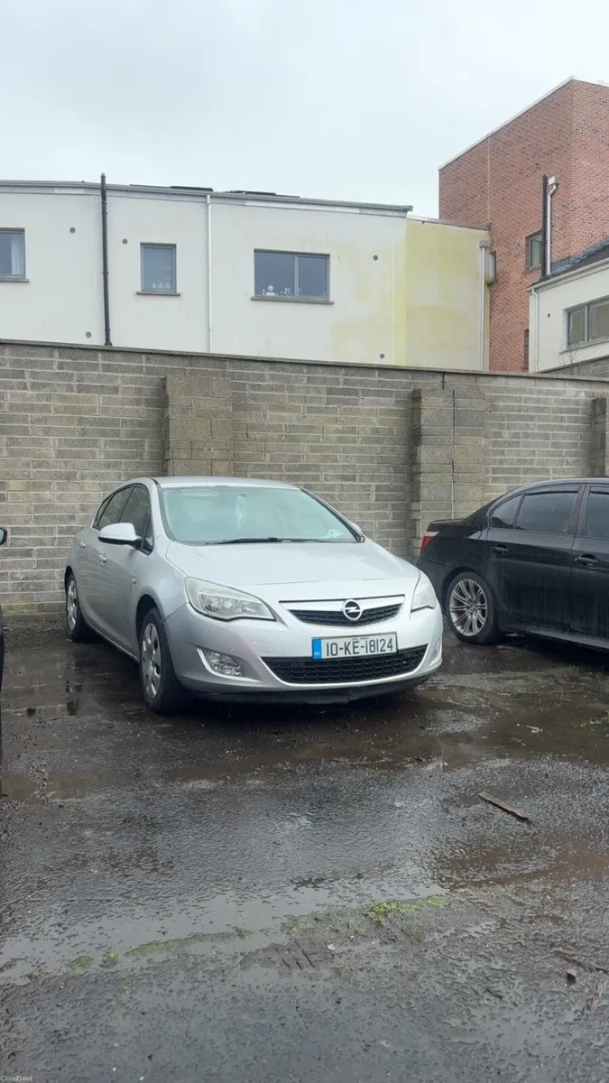 Opel Astra 1.4Petrol non runner - Image 1