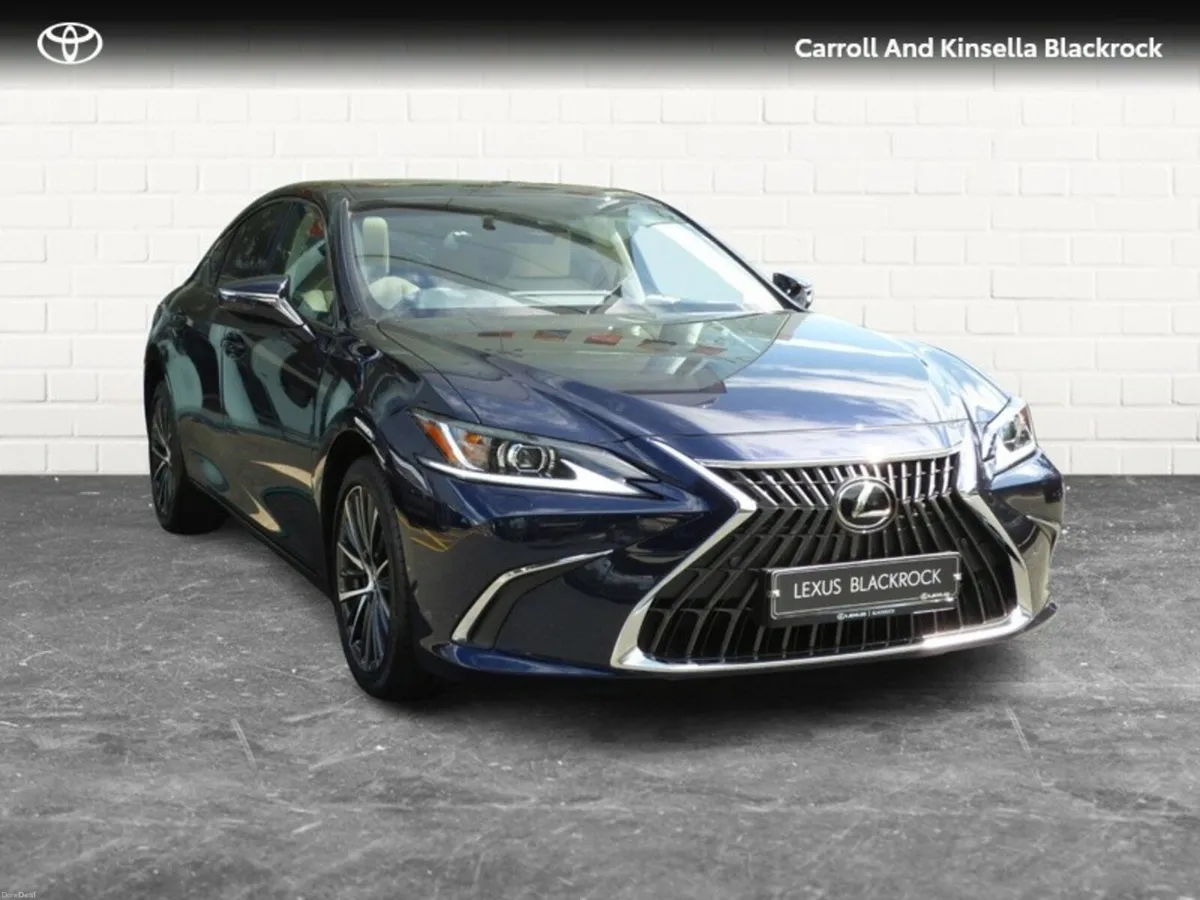 Lexus ES Hybrid Dynamic - Image 1