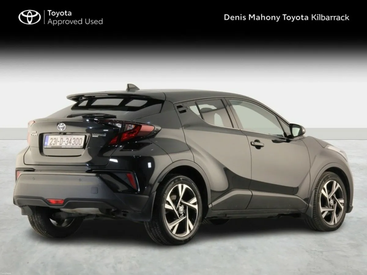 Toyota C-HR HYBRID SPORT - Image 2