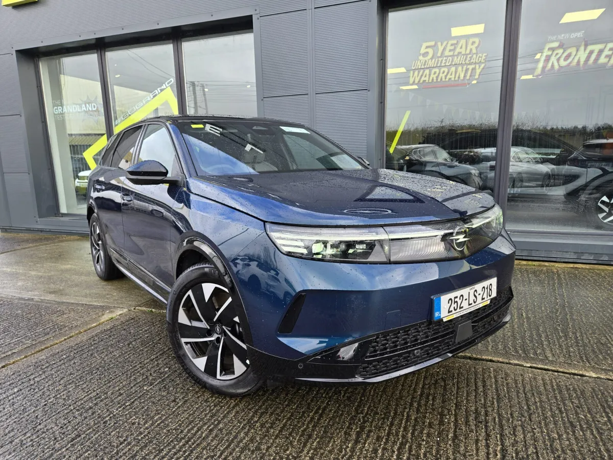 Opel Grandland GS 73 kWh BEV - Image 2