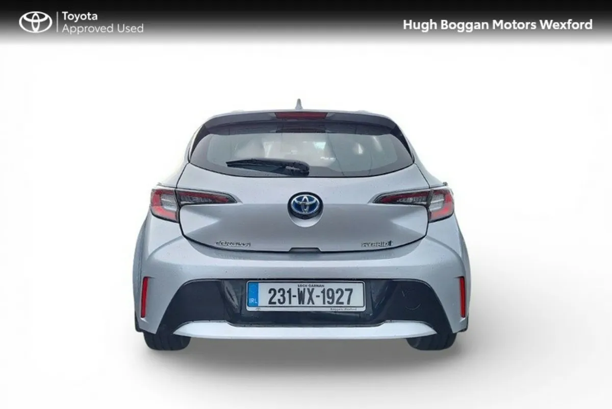 Toyota Corolla HYBRID LUNA HATCHBACK - Image 4