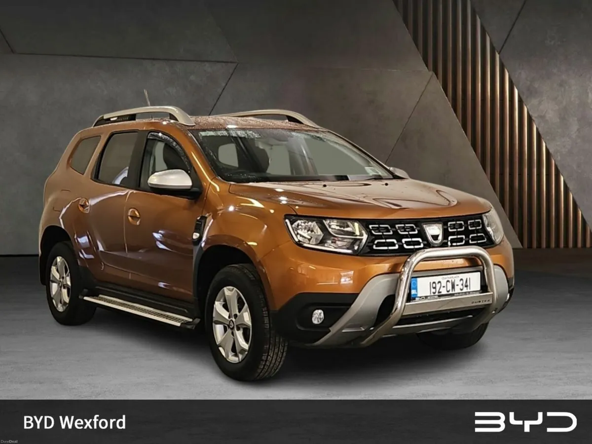 Dacia Duster 1.6 PETROL SCE 115 Comfort 4WD - Image 1
