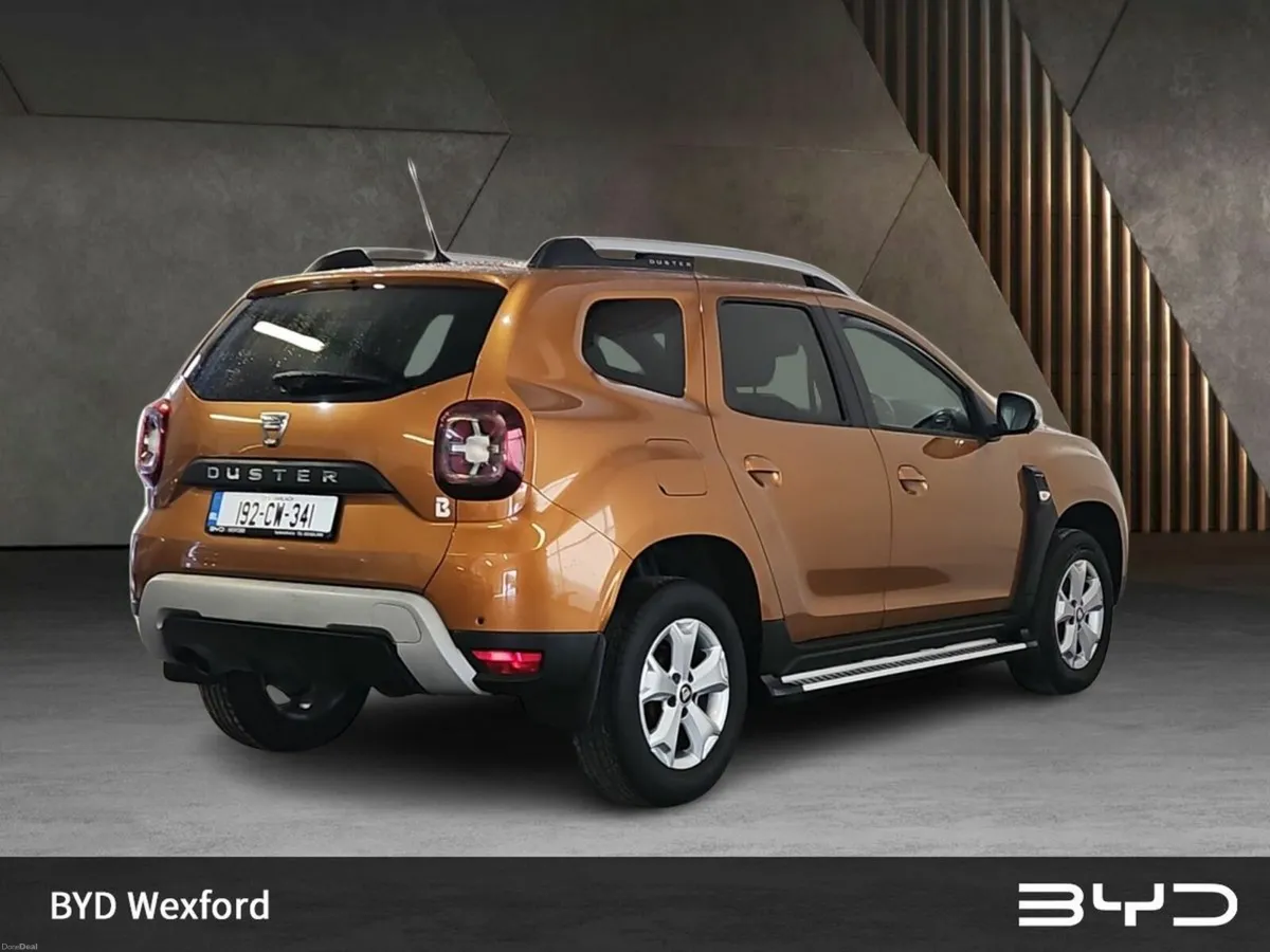 Dacia Duster 1.6 PETROL SCE 115 Comfort 4WD - Image 3