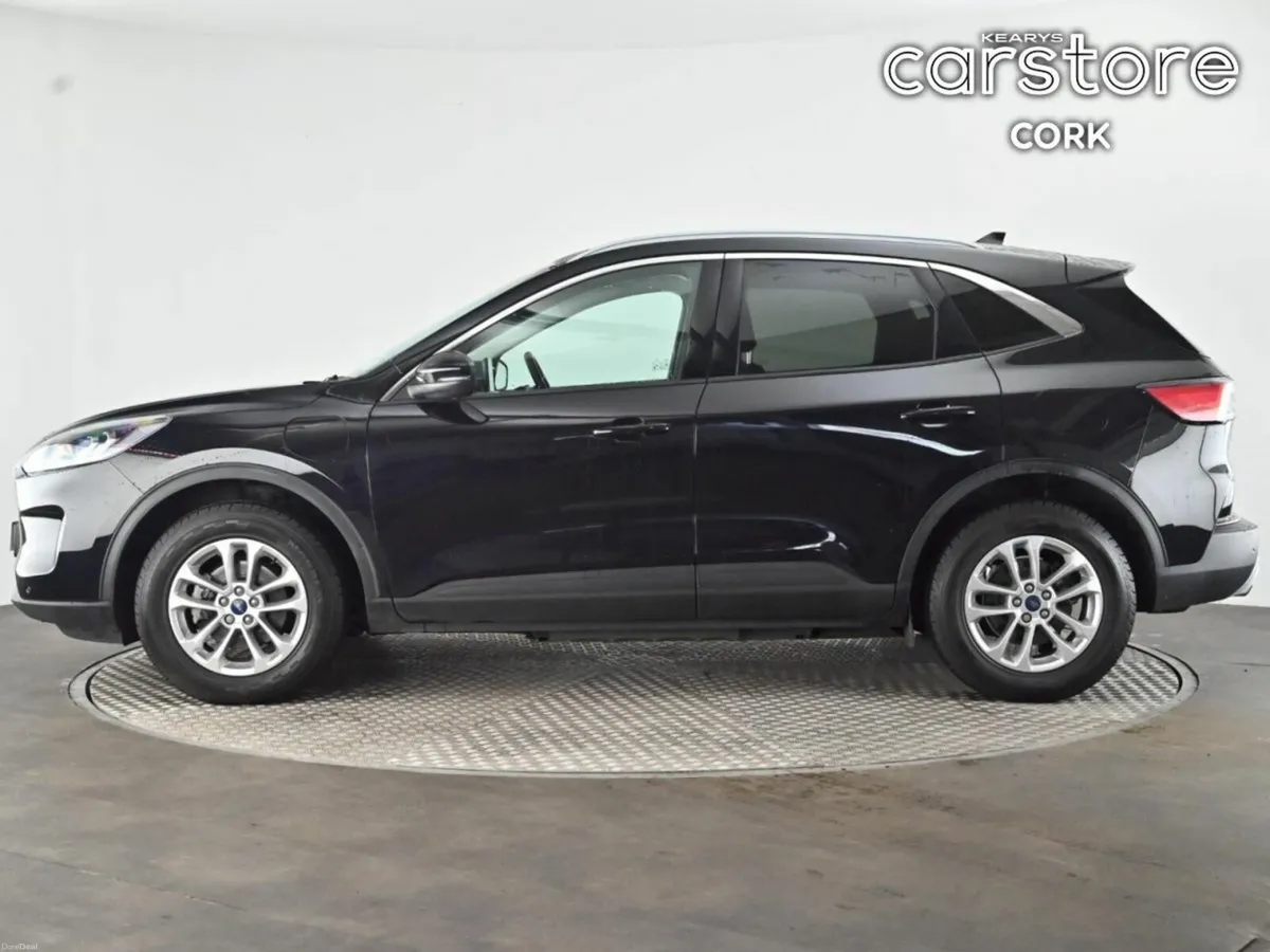 Ford Kuga 2.5 Duratec 190PS FHEV Titanium Auto - Image 6