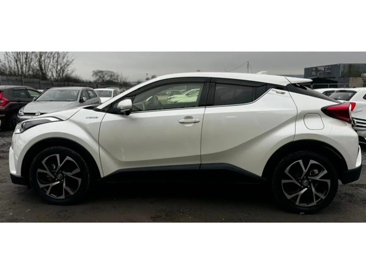 Toyota C-HR 1.8L Petrol-Hybrid Automatic (7686) - Image 4