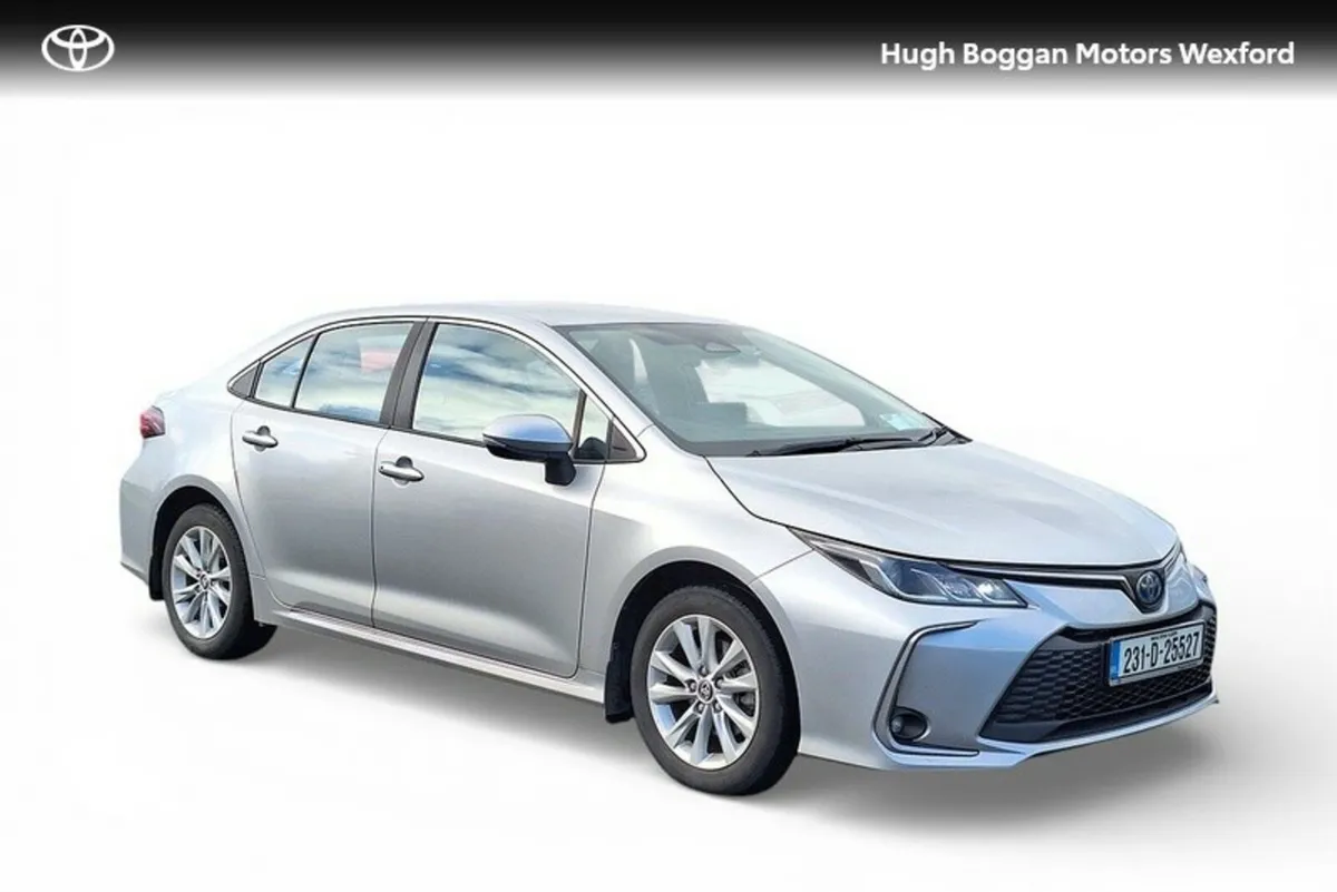 Toyota Corolla COROLLA LUNA SALOON - Image 1