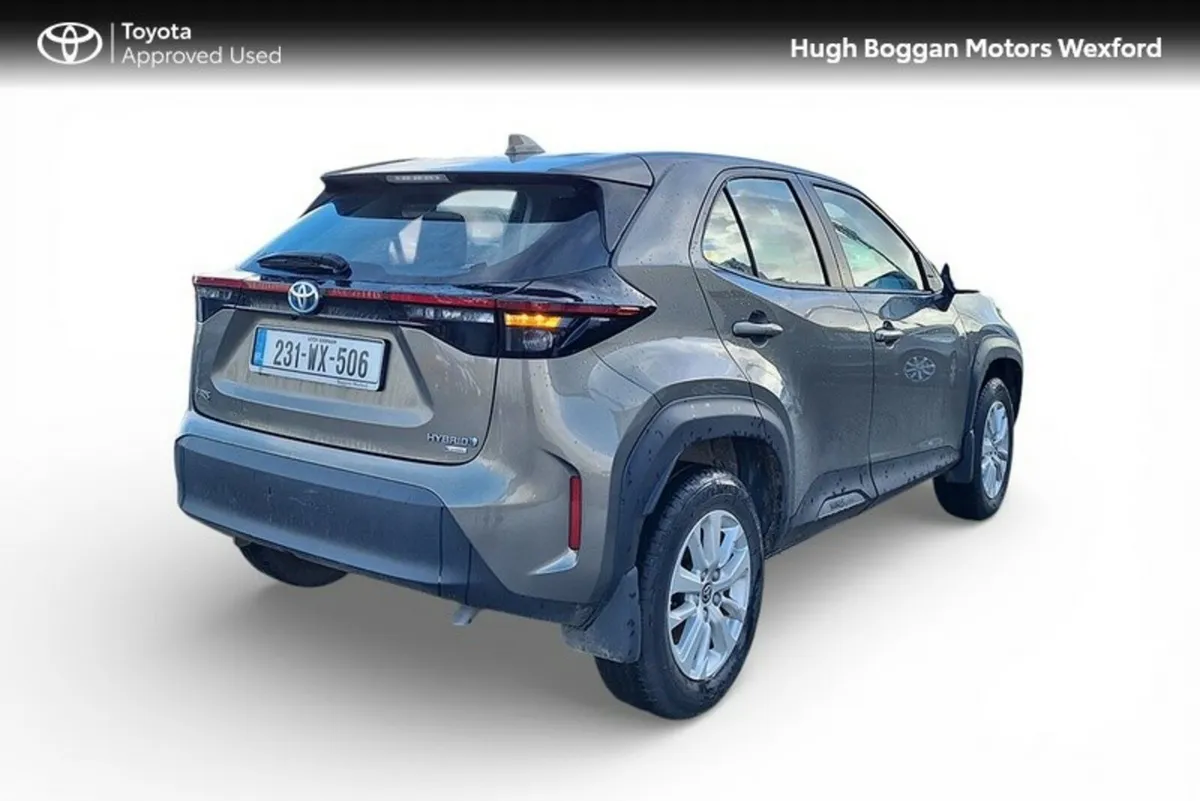 Toyota Yaris Cross LUNA HYBRID, NICE LOW MILEAGE!! - Image 2