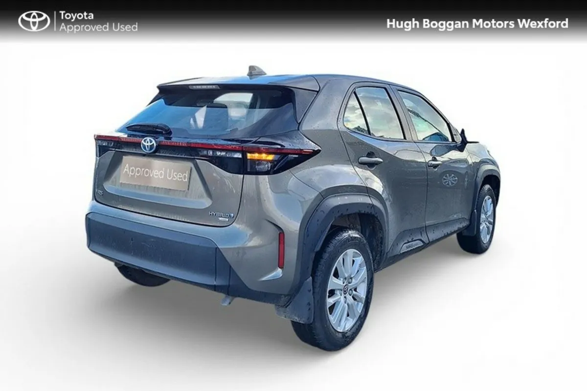 Toyota Yaris Cross LUNA HYBRID, NICE LOW MILEAGE!! - Image 2