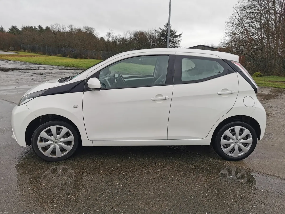 Toyota Aygo 2015 **NEW NCT until MAY 2027*** - Image 5
