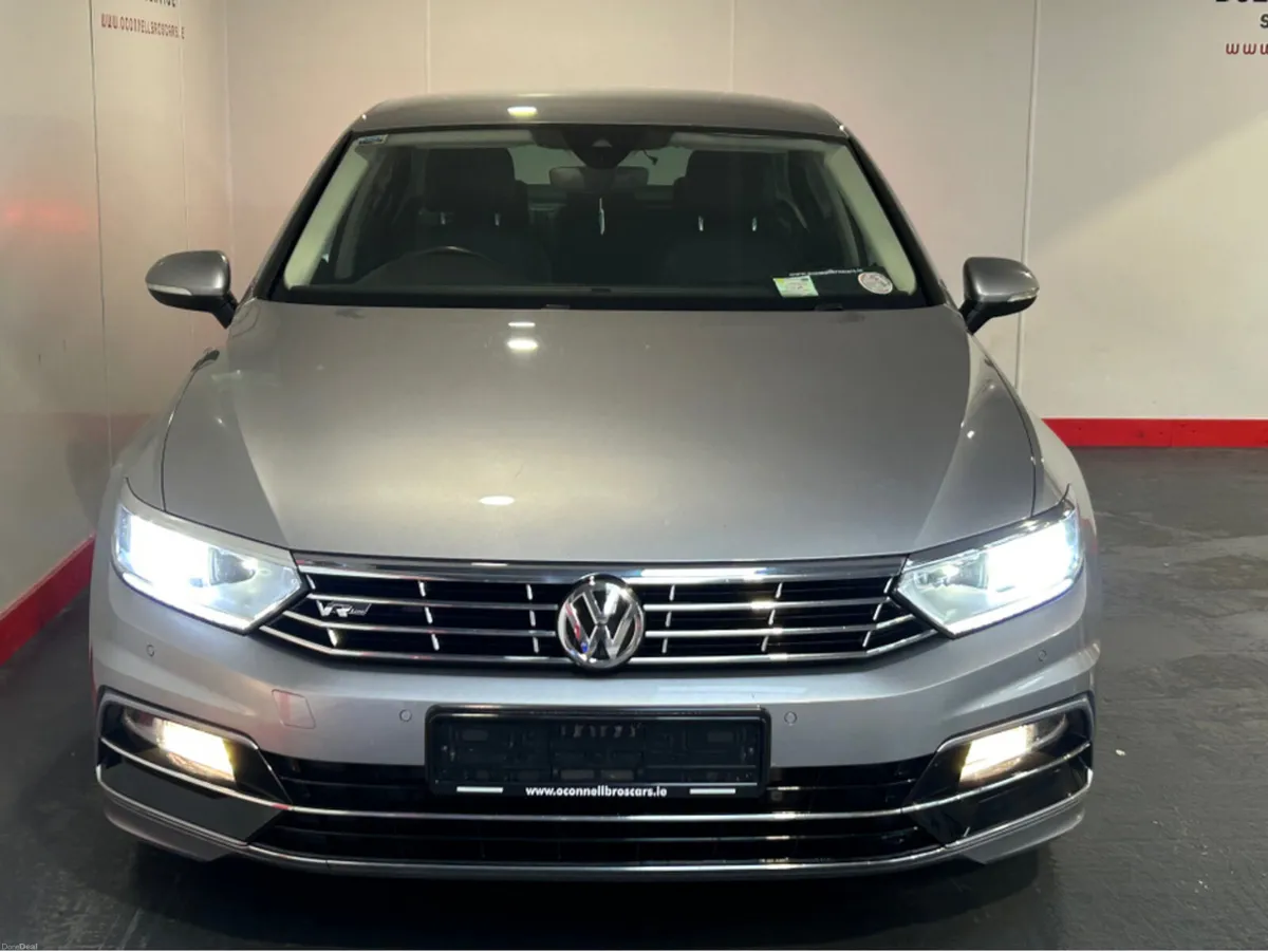 Volkswagen Passat HIGHLINE R Line 1.6 TDI MANUAL 6 - Image 3
